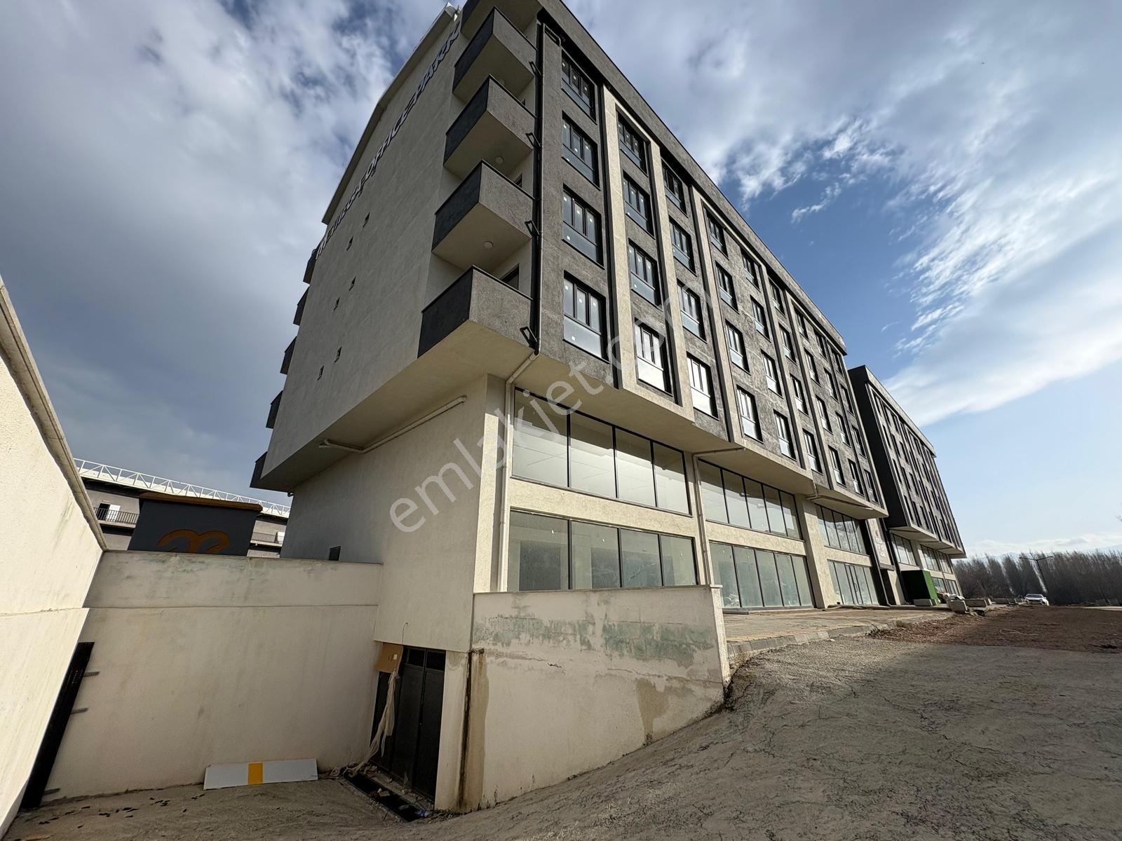 Profasor *dan Ara Tip Mobiliyum Yanı Kiralık Ofis Mega Park - Görsel 25