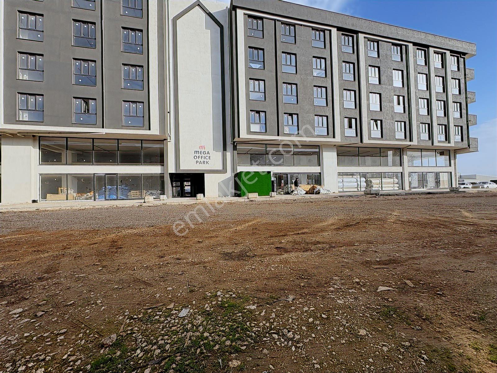 Profasor *dan Ara Tip Mobiliyum Yanı Kiralık Ofis Mega Park - Görsel 6