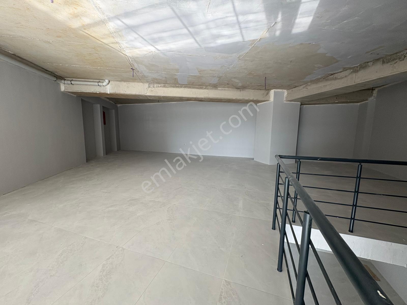 Profasor *dan Alpiş Aden House 'da Kiralık Büyük Dükkan - Görsel 7