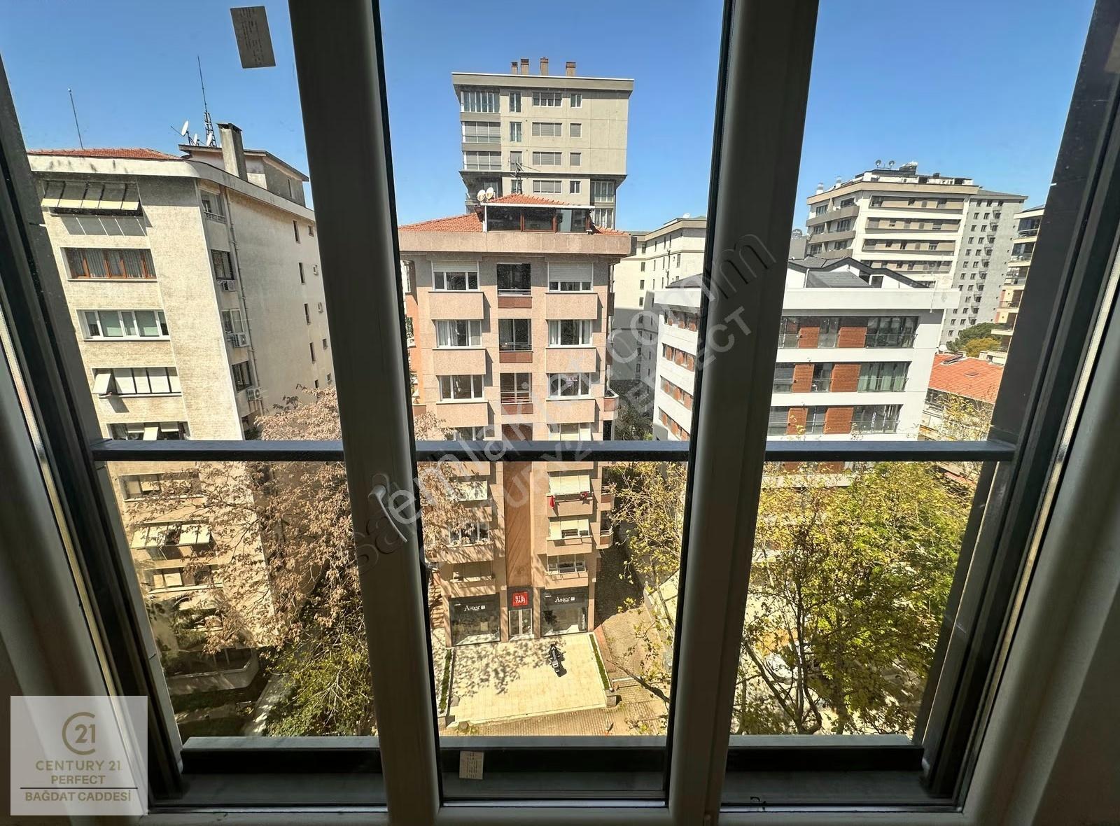 Ethem Efendi Caddesi Satılık 3+1 Özel Ada Mutfaklı Balkonlu - Görsel 22