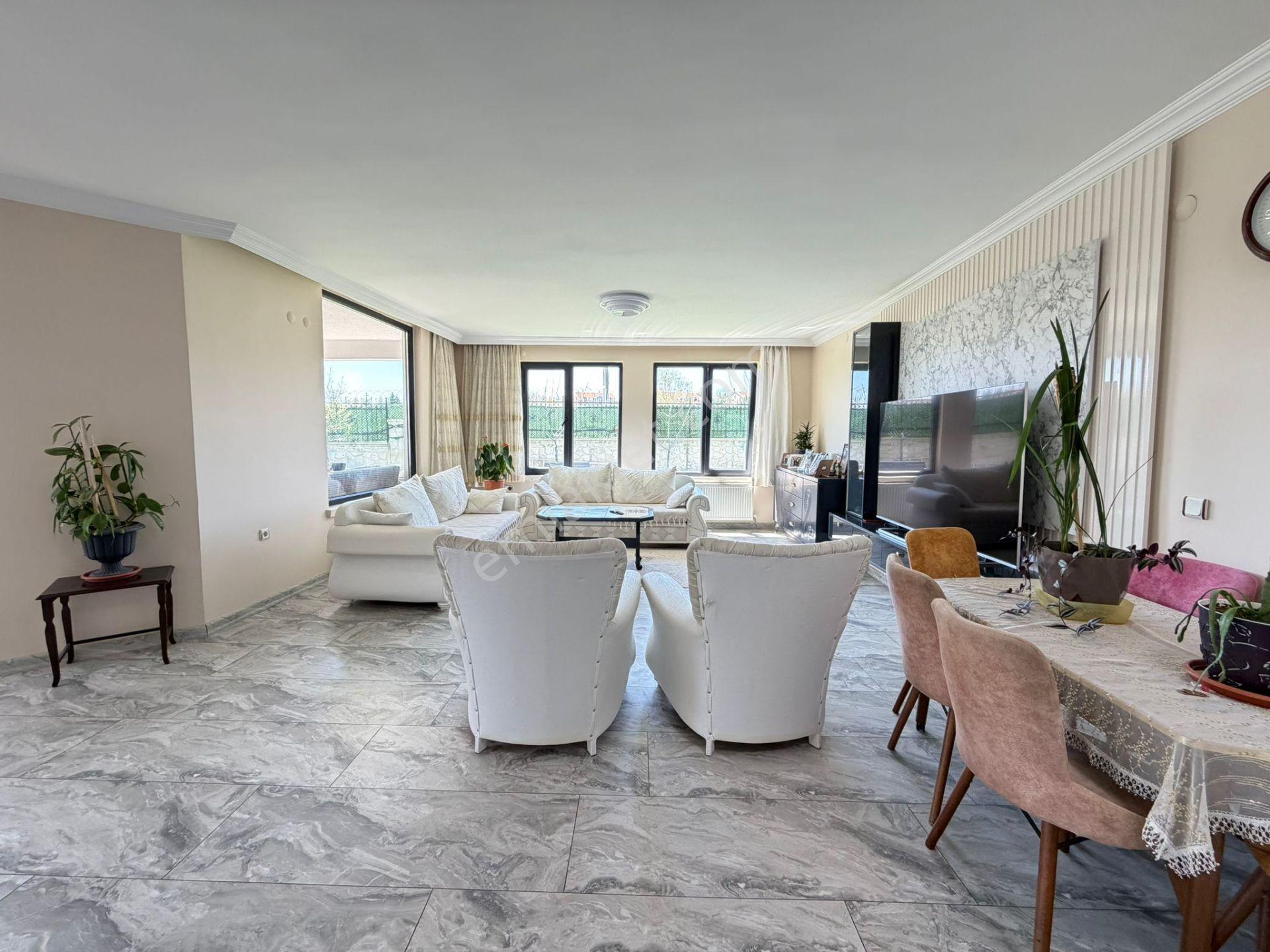 Ballıkpınar'da | Tek Tapu-1500 M2 | 2 Katlı Ful Yapılı Villa - Görsel 8