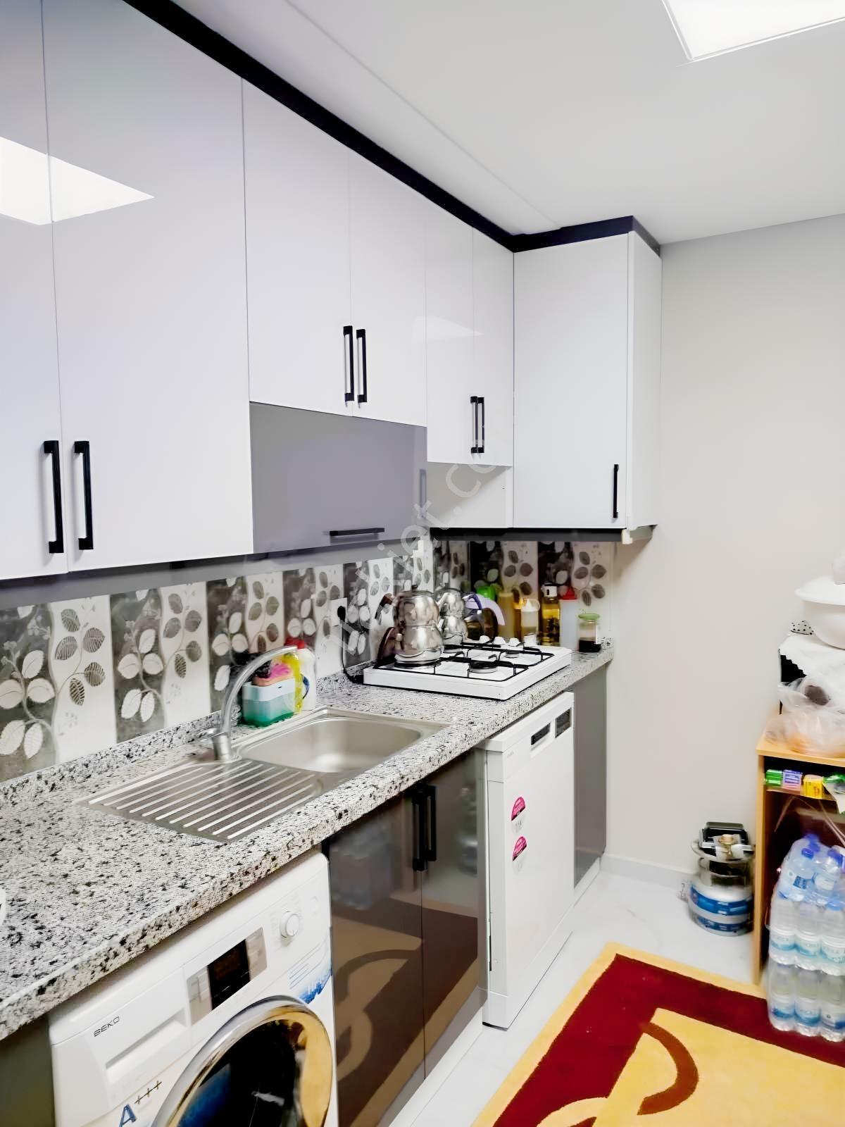 Aksu'da 842 M² Arsa Ve İçinde 2+1 Eşyalı Ev Satılık - Görsel 6