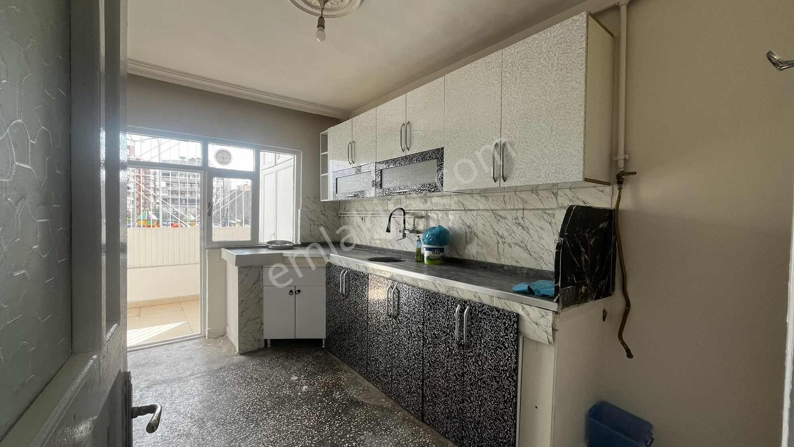 Şahinbey Çocuk Parkı Karşısı Kiralık 3+1 Daire - Görsel 29