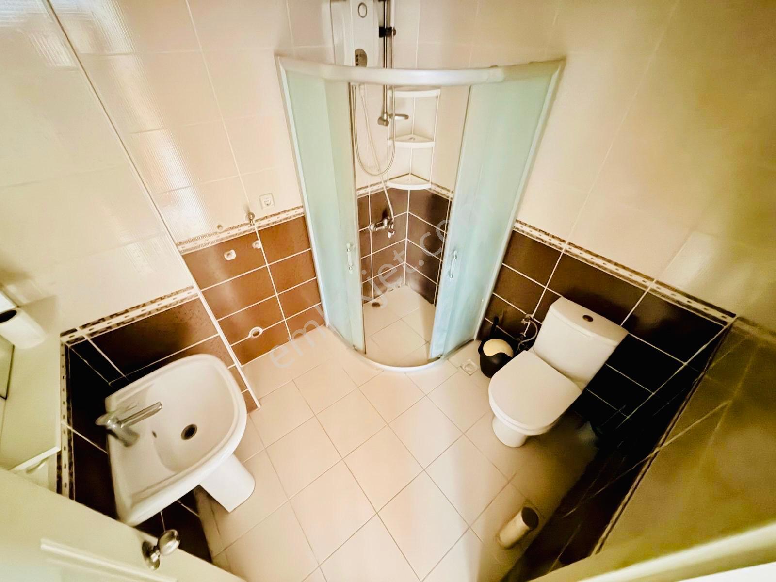Edremit İkizçay'da Satılık 220 M² Geniş Teraslı 4+1 Daire - Görsel 12