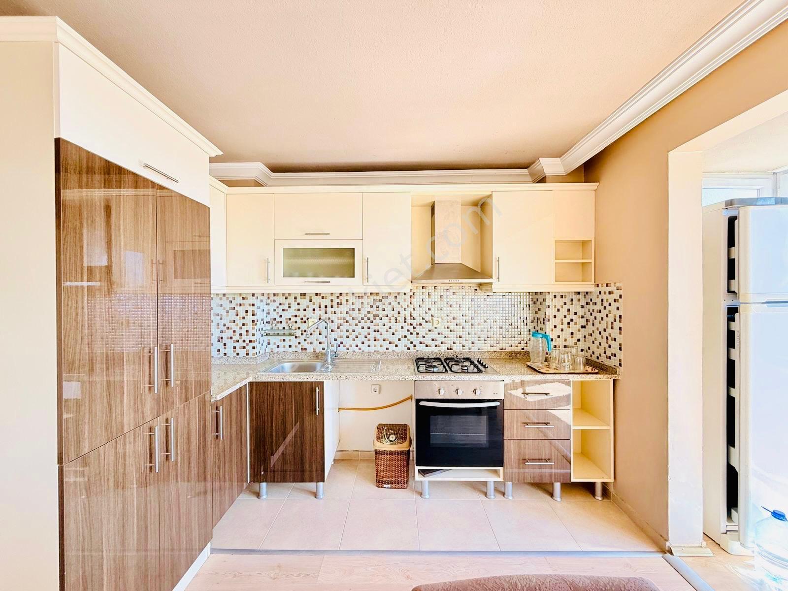 Edremit İkizçay'da Satılık 220 M² Geniş Teraslı 4+1 Daire - Görsel 5