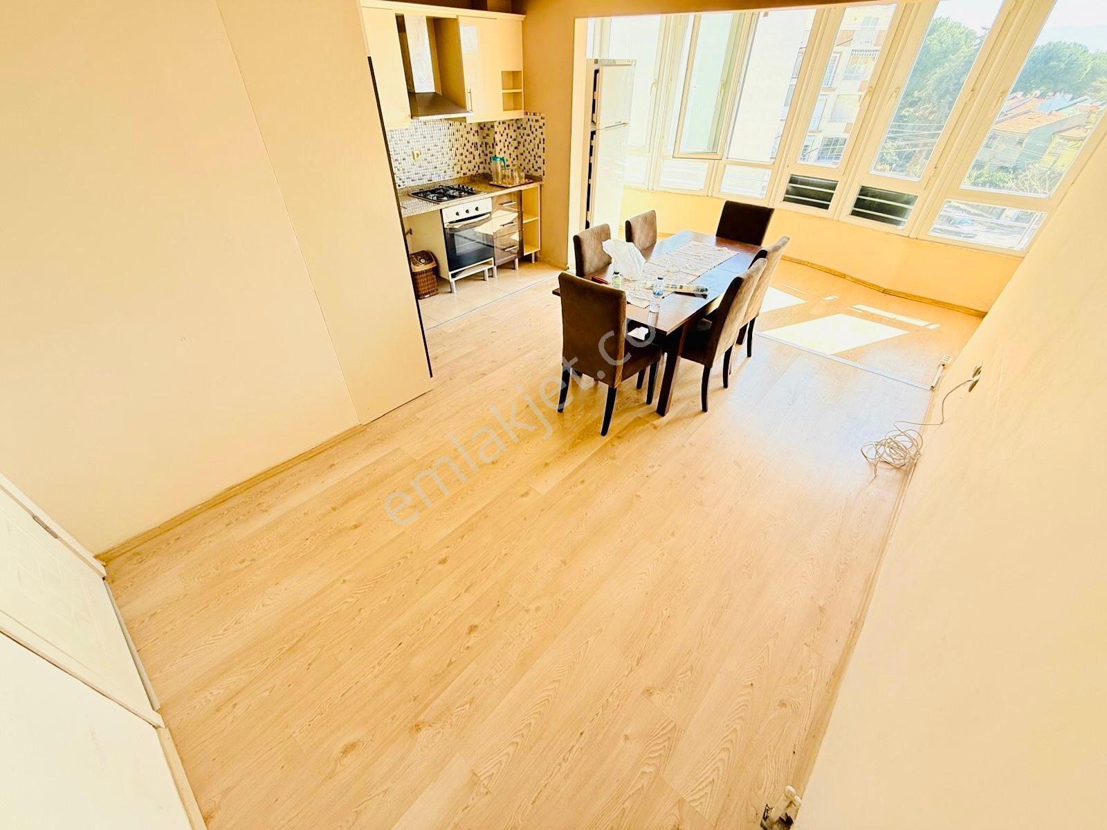 Edremit İkizçay'da Satılık 220 M² Geniş Teraslı 4+1 Daire - Görsel 34