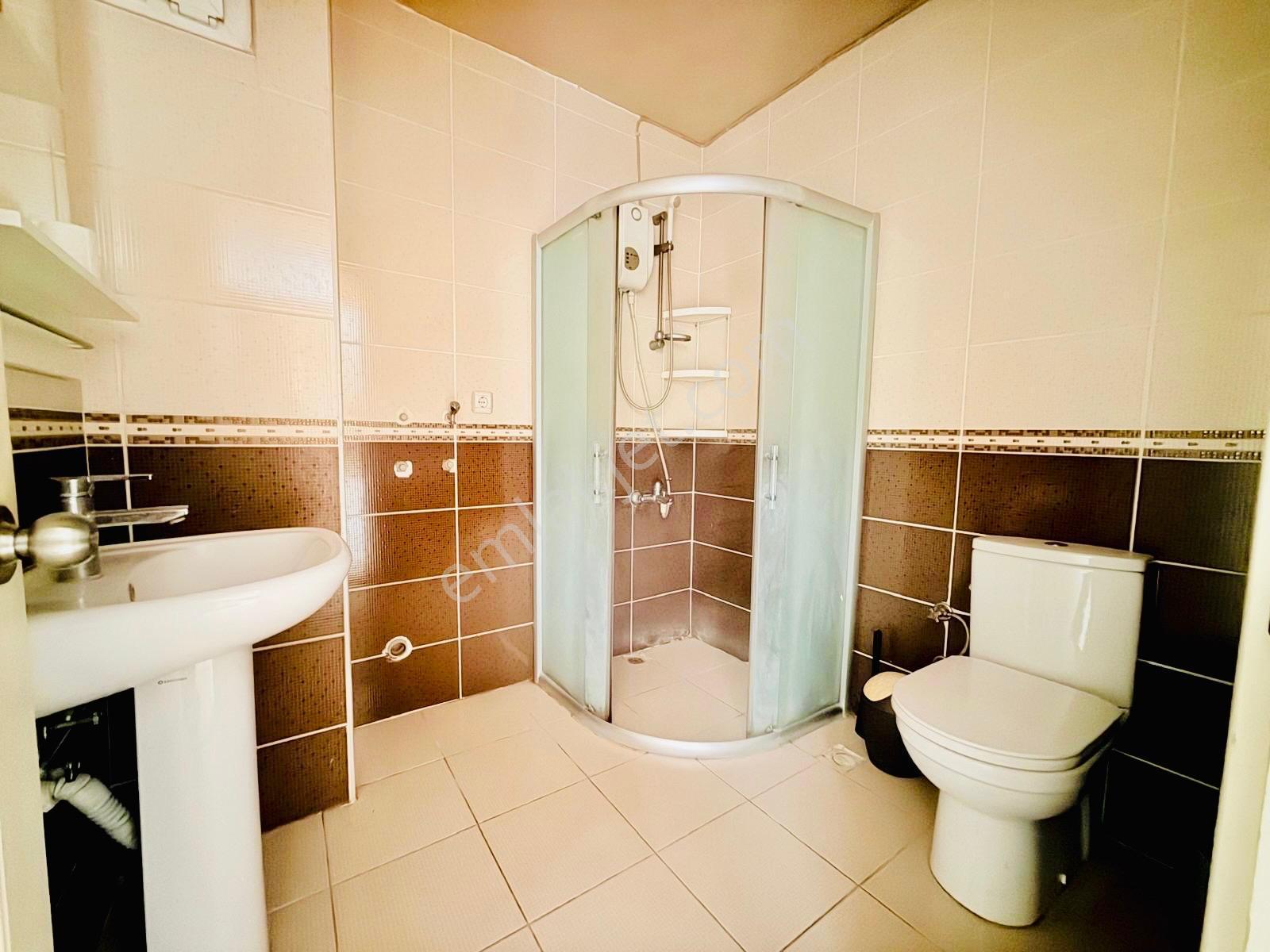 Edremit İkizçay'da Satılık 220 M² Geniş Teraslı 4+1 Daire - Görsel 15
