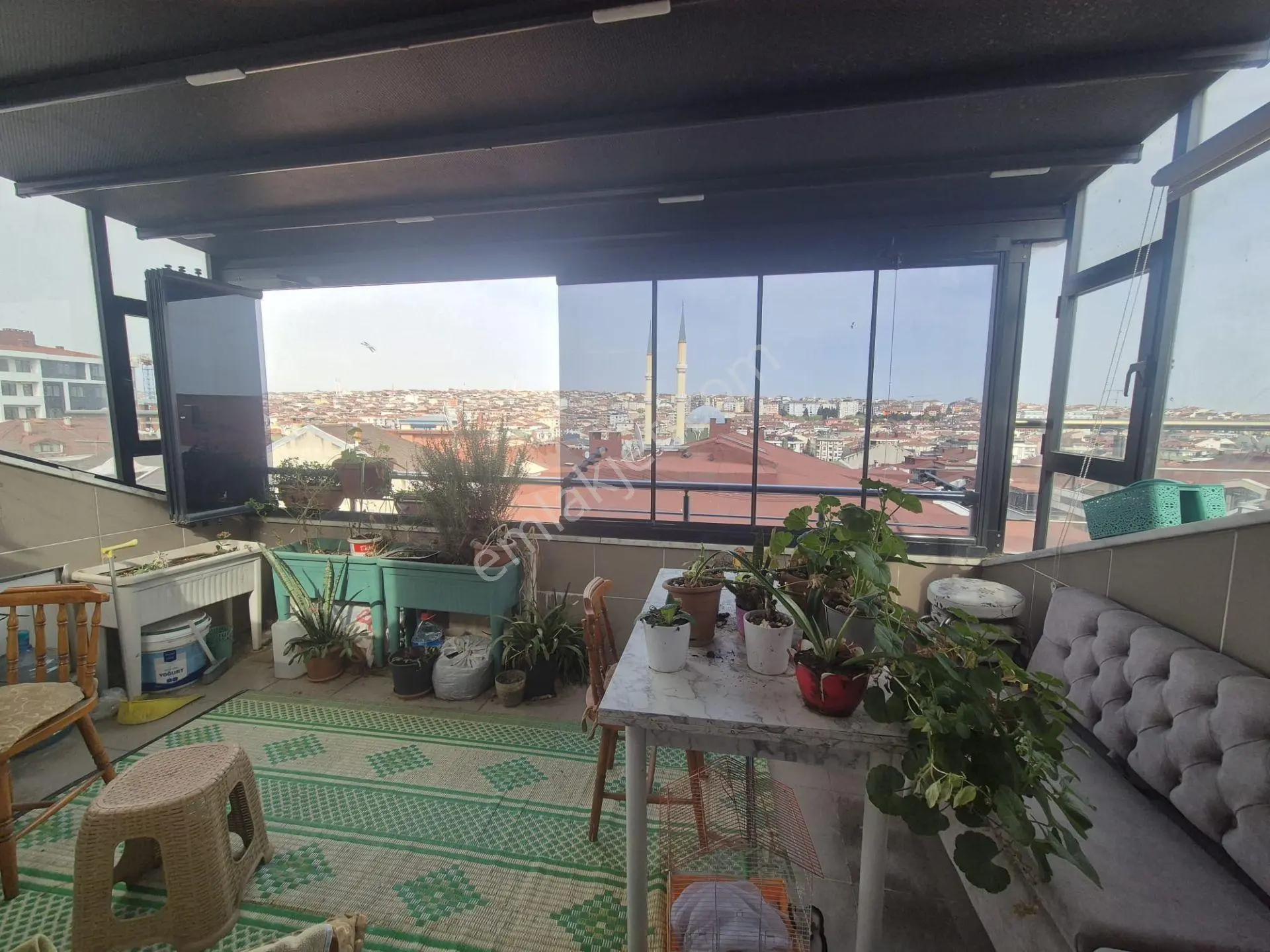 Bahçelievlerde Satılık Metroya Yakın 5+1 Dubleks Yeni Bina Daire (güney Cephe)