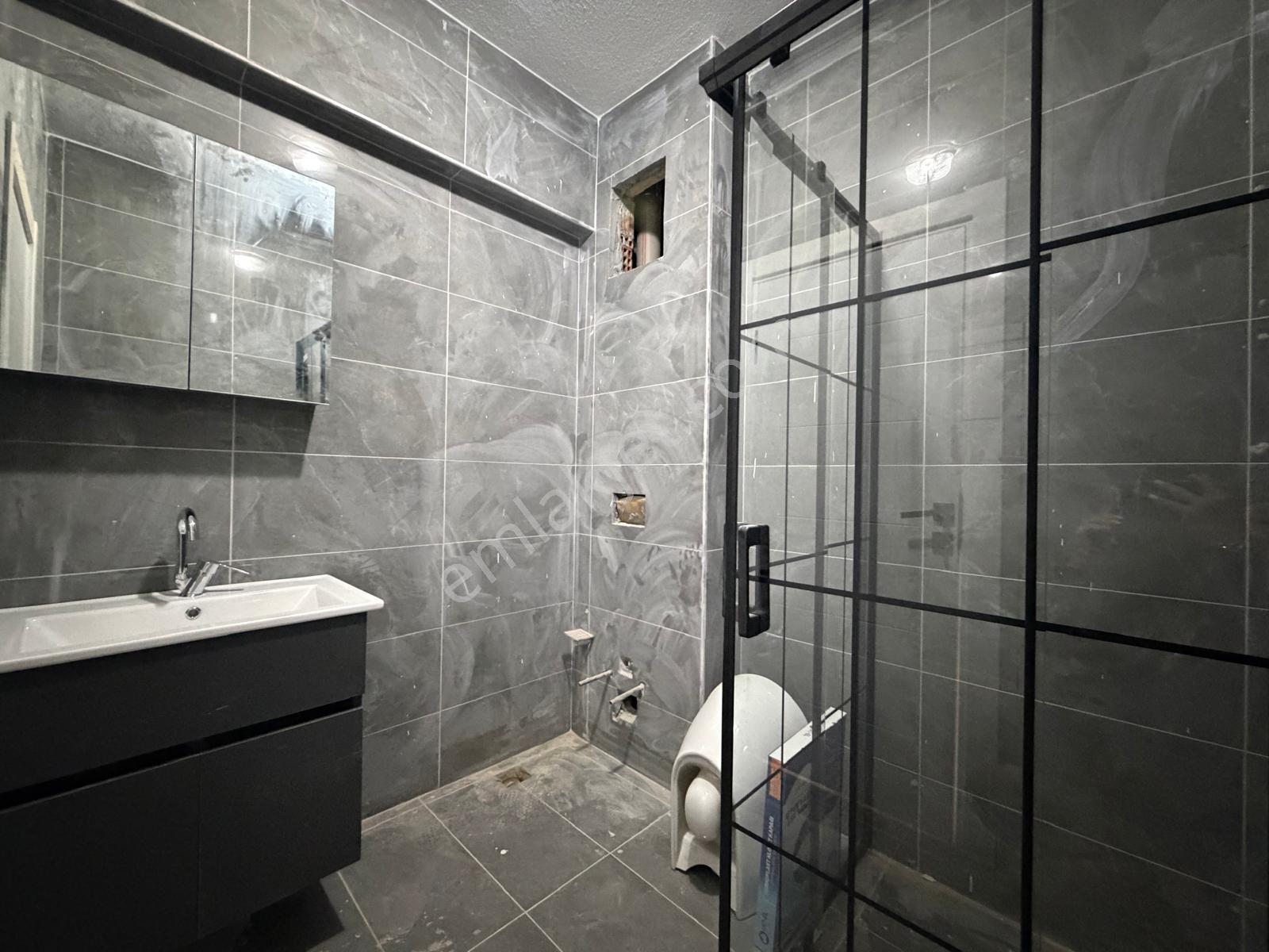 İstanbul House'dan B.evler'de Sıfır Binada 2+1 Ön Cephe Ara Kat - Görsel 16