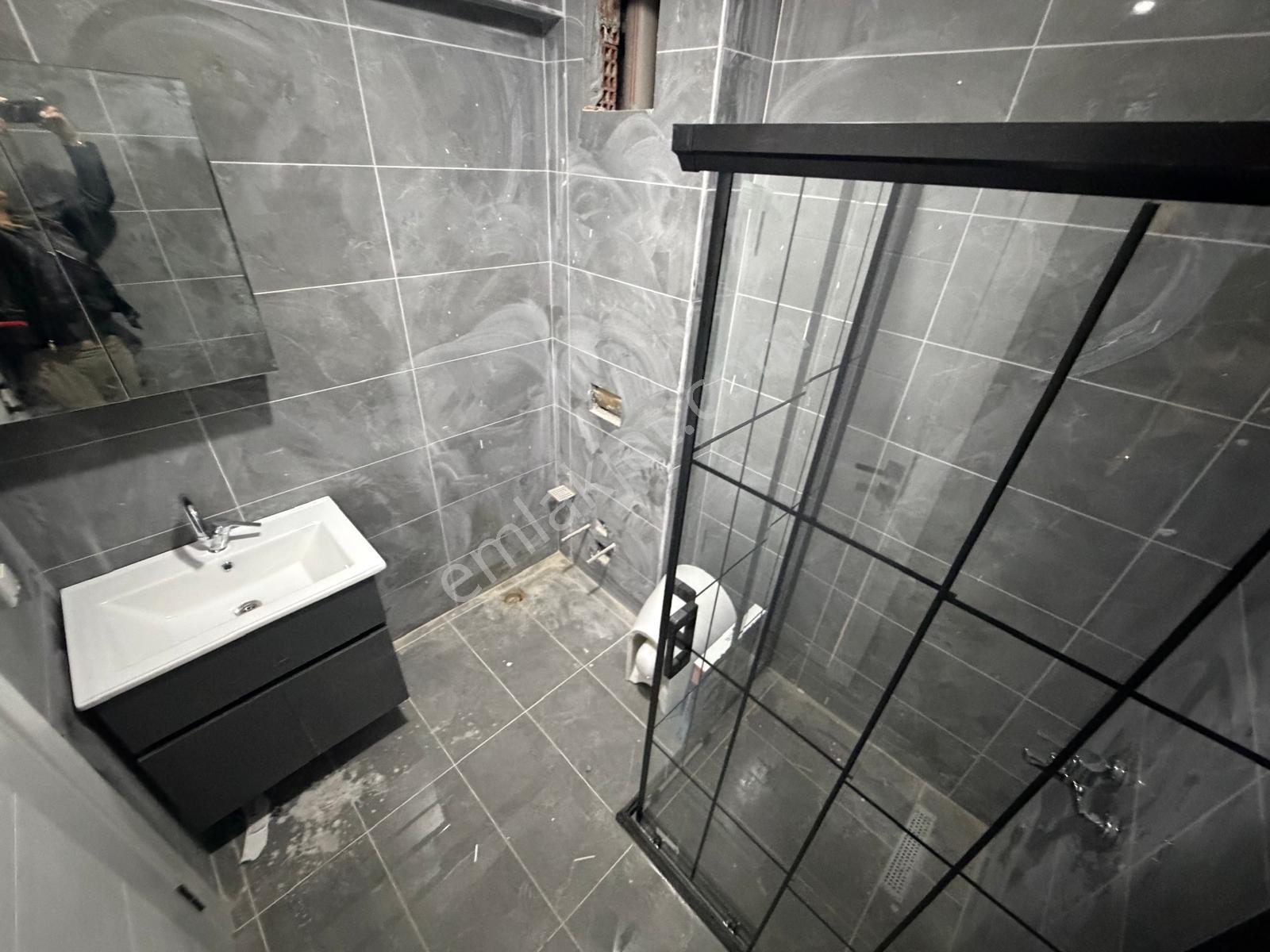 İstanbul House'dan B.evler'de Sıfır Binada 2+1 Ön Cephe Ara Kat - Görsel 15