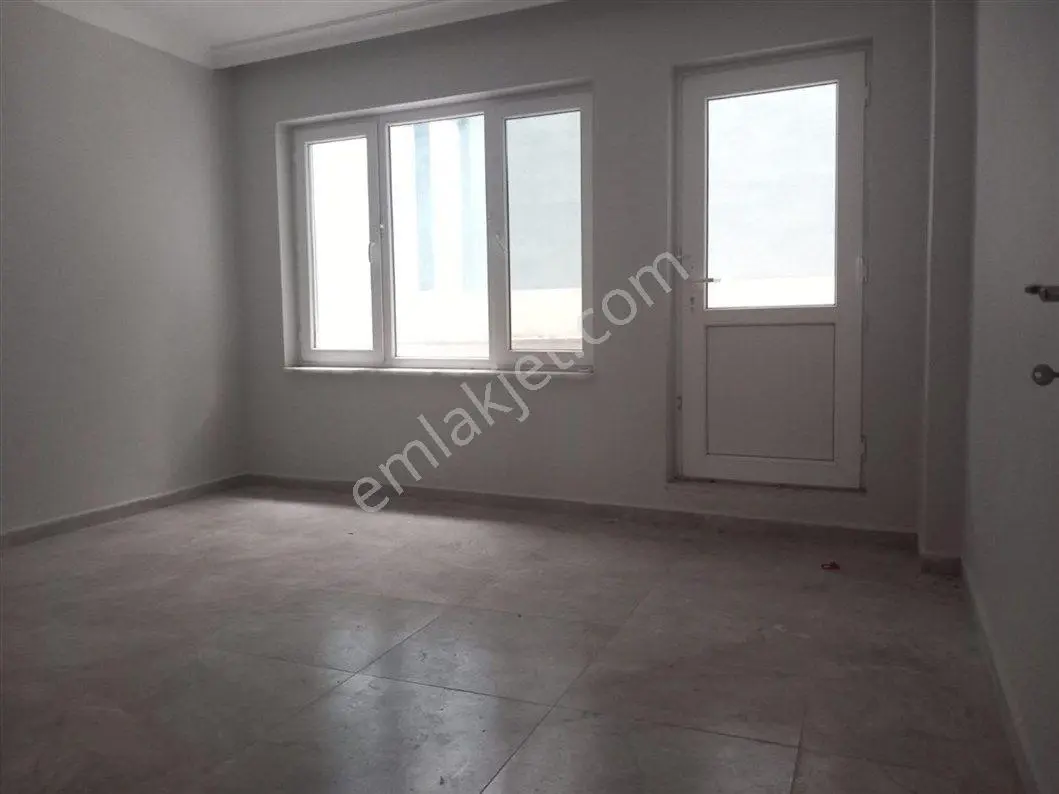 Bursa Nilüfer Üçevler De Acil Satılık 2+1 Bahçe Katı Lüx Daire : 3.350.000 Tl - Görsel 5