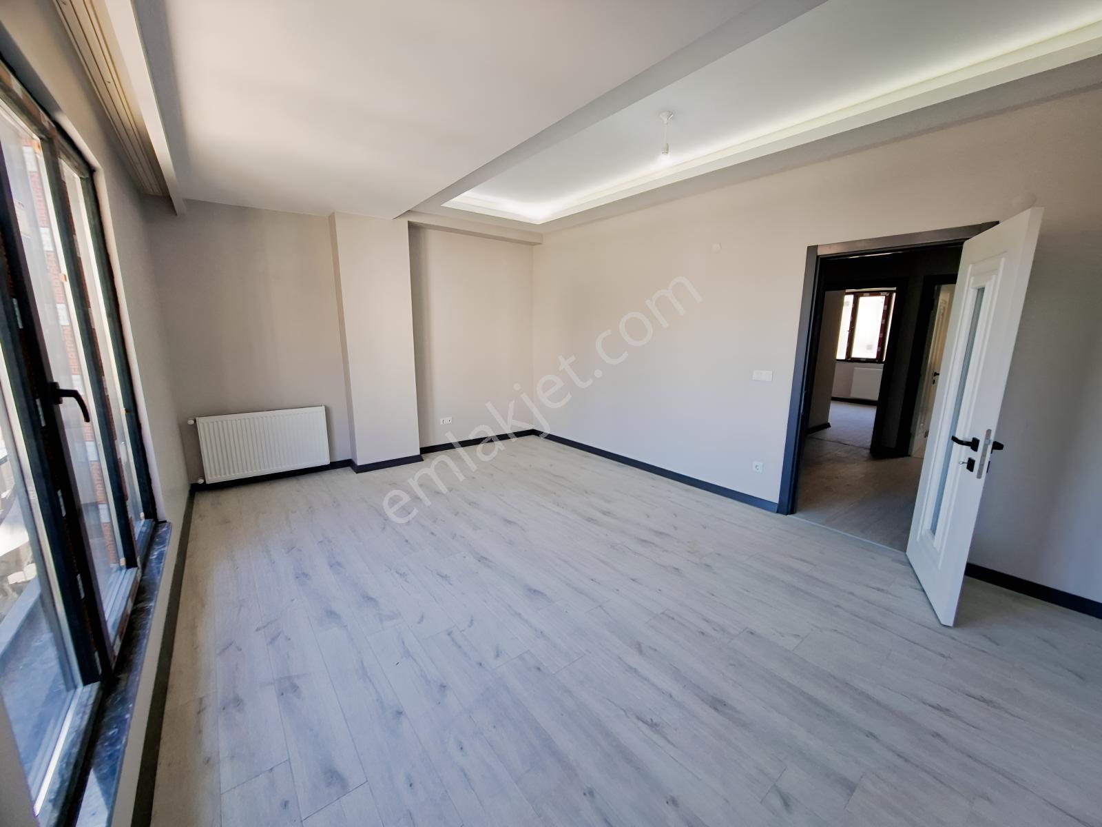 Tramvaya Yakın Sıfır Binada 2. Kat 2+1 Oda Satılık Daire - Görsel 17