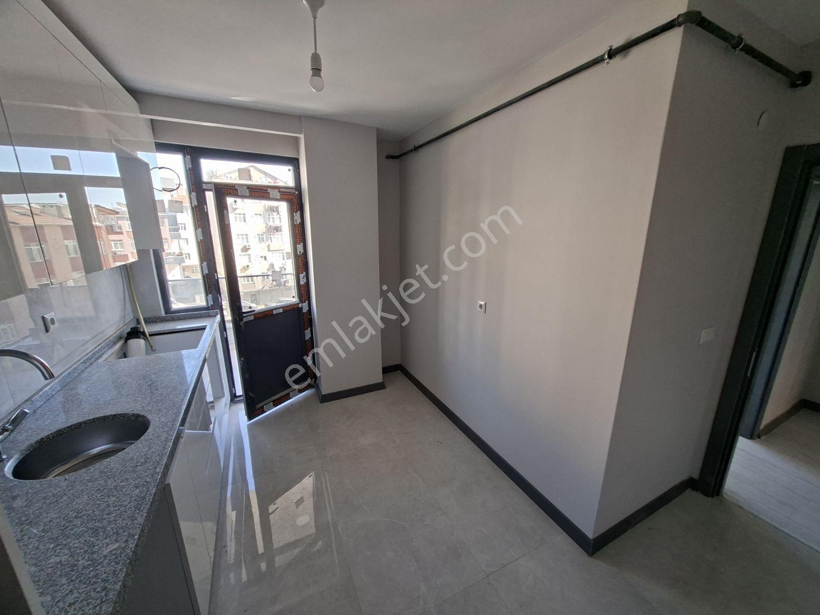 Tramvaya Yakın Sıfır Binada 2. Kat 2+1 Oda Satılık Daire - Görsel 3