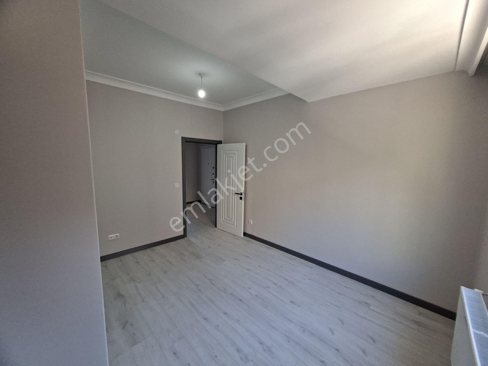 Tramvaya Yakın Sıfır Binada 2. Kat 2+1 Oda Satılık Daire - Görsel 21