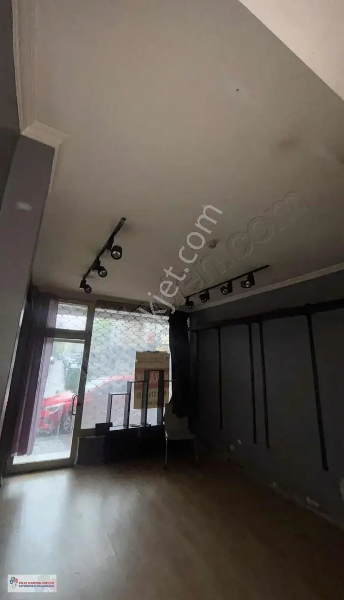 Filiz Emlaktan Bağcılar Çınar Mah.40m2 Kiralık Dükkan - Görsel 3