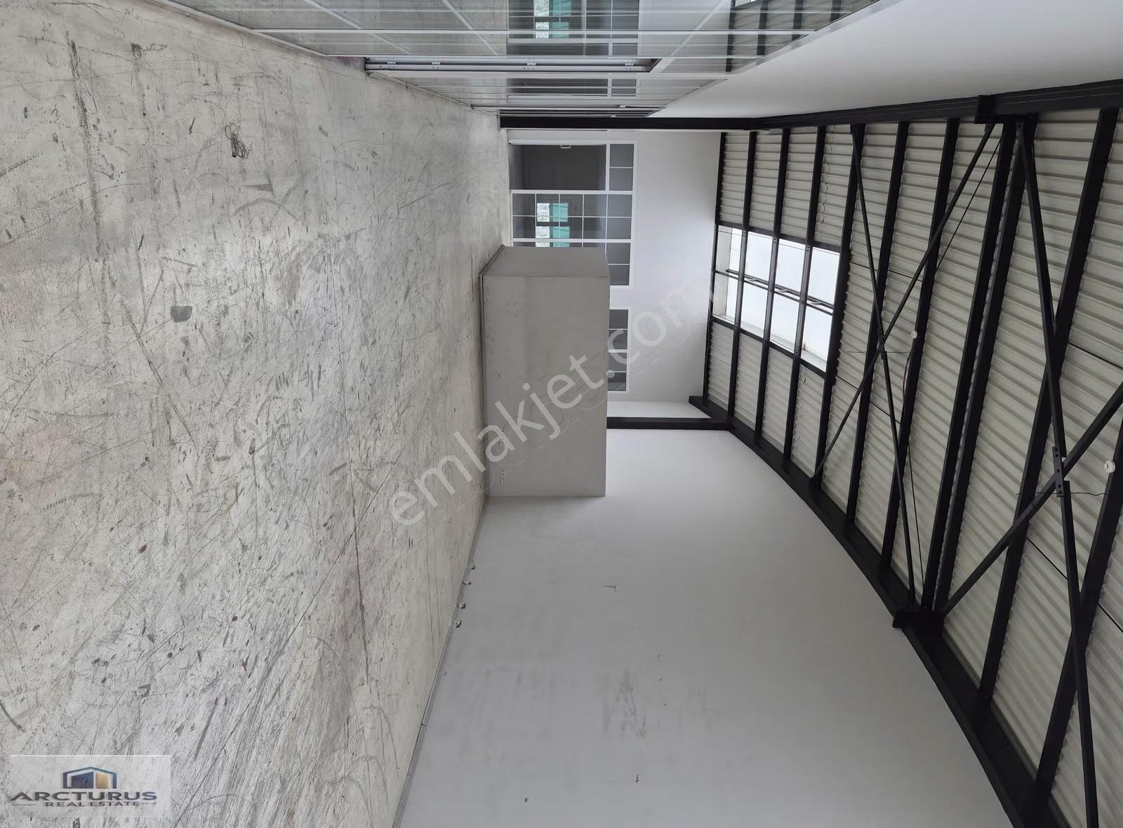 İkitelli İpkas Sanayi Sitesi 886m2 Atölye / İşyeri - Görsel 6