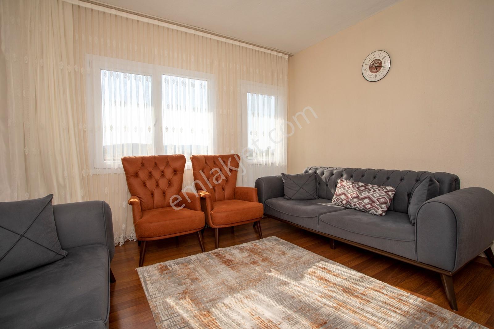 Foça Bağarası Hacıveli Mah. Satılık 3+1 Kapalı Mutfaklı Daire - Görsel 9