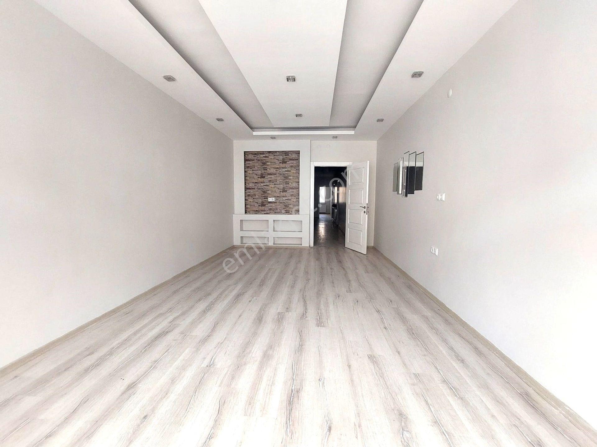 Recep Ümit'ten Ömerağa'da Satılık Asansörlü Lux 3+1 Ferah Daire