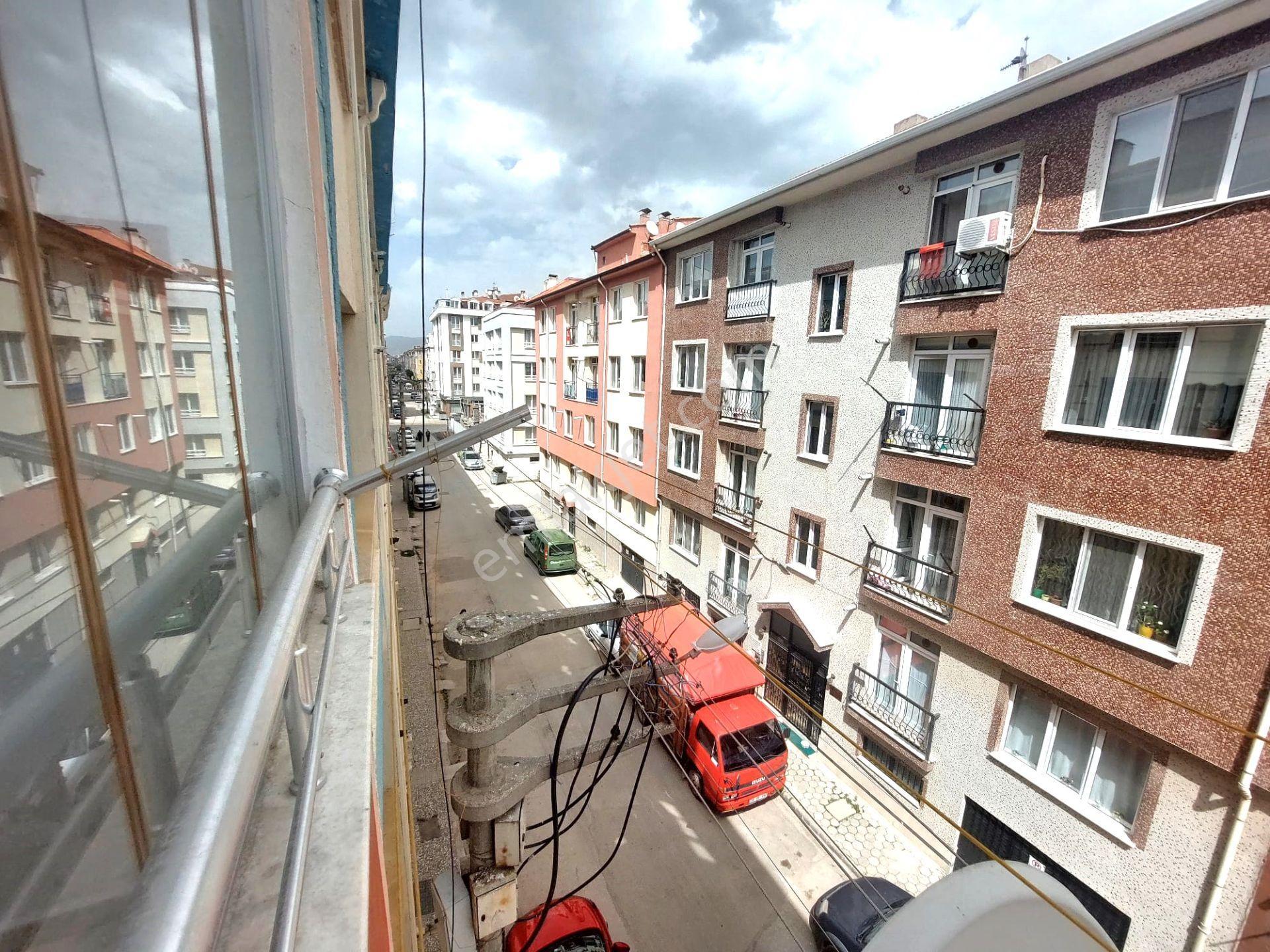 Recep Ümit'ten Ömerağa'da Satılık Asansörlü Lux 3+1 Ferah Daire - Görsel 9