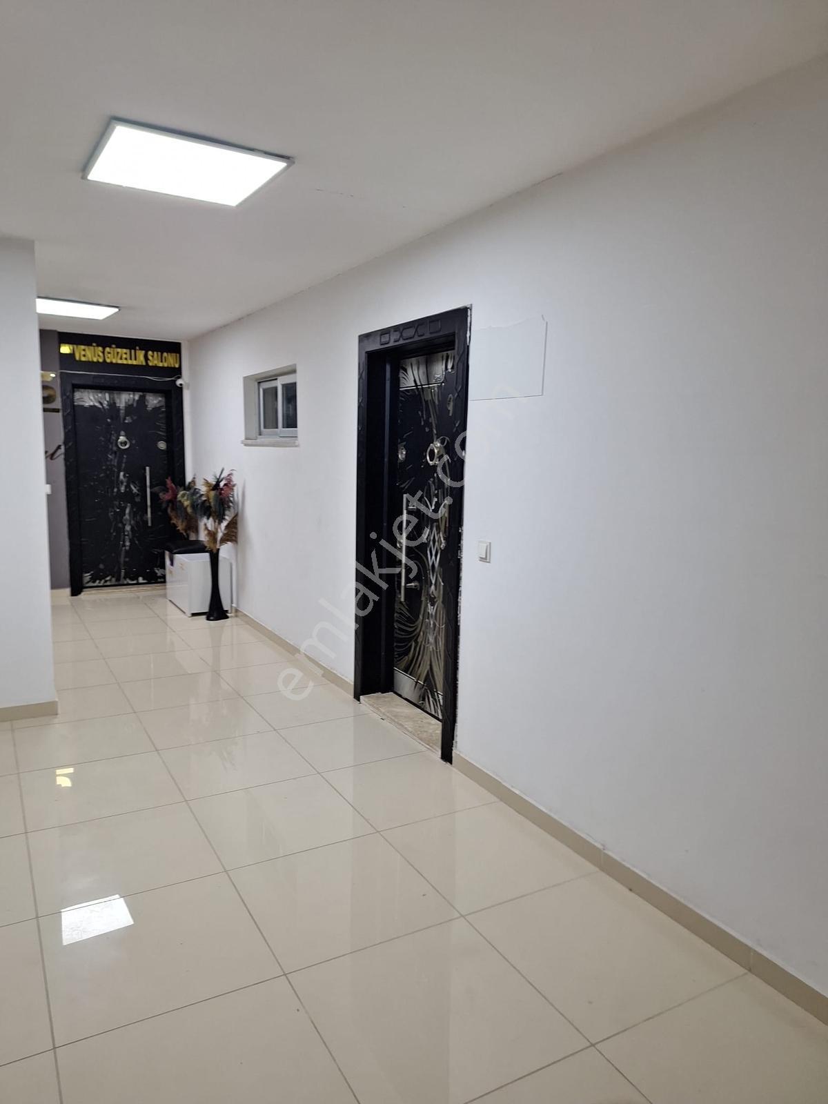 Usta Gayrimenkul'den Kiralık Merkezi Konumda Ferah Ofis - Görsel 8