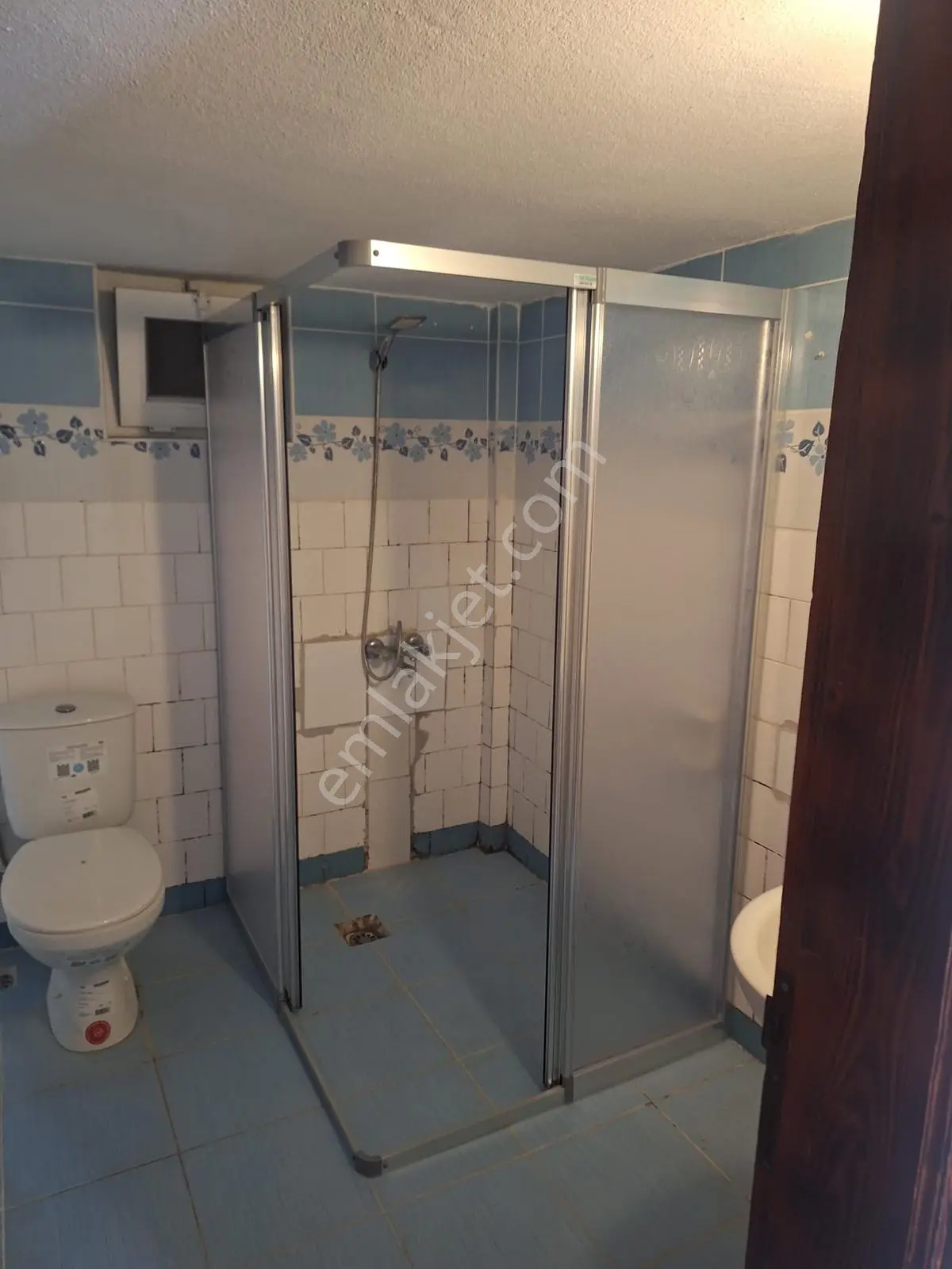 Usta Gayrimenkul'den Merkezi Konumda Kiralık D.gazlı 3+1 Daire - Görsel 11