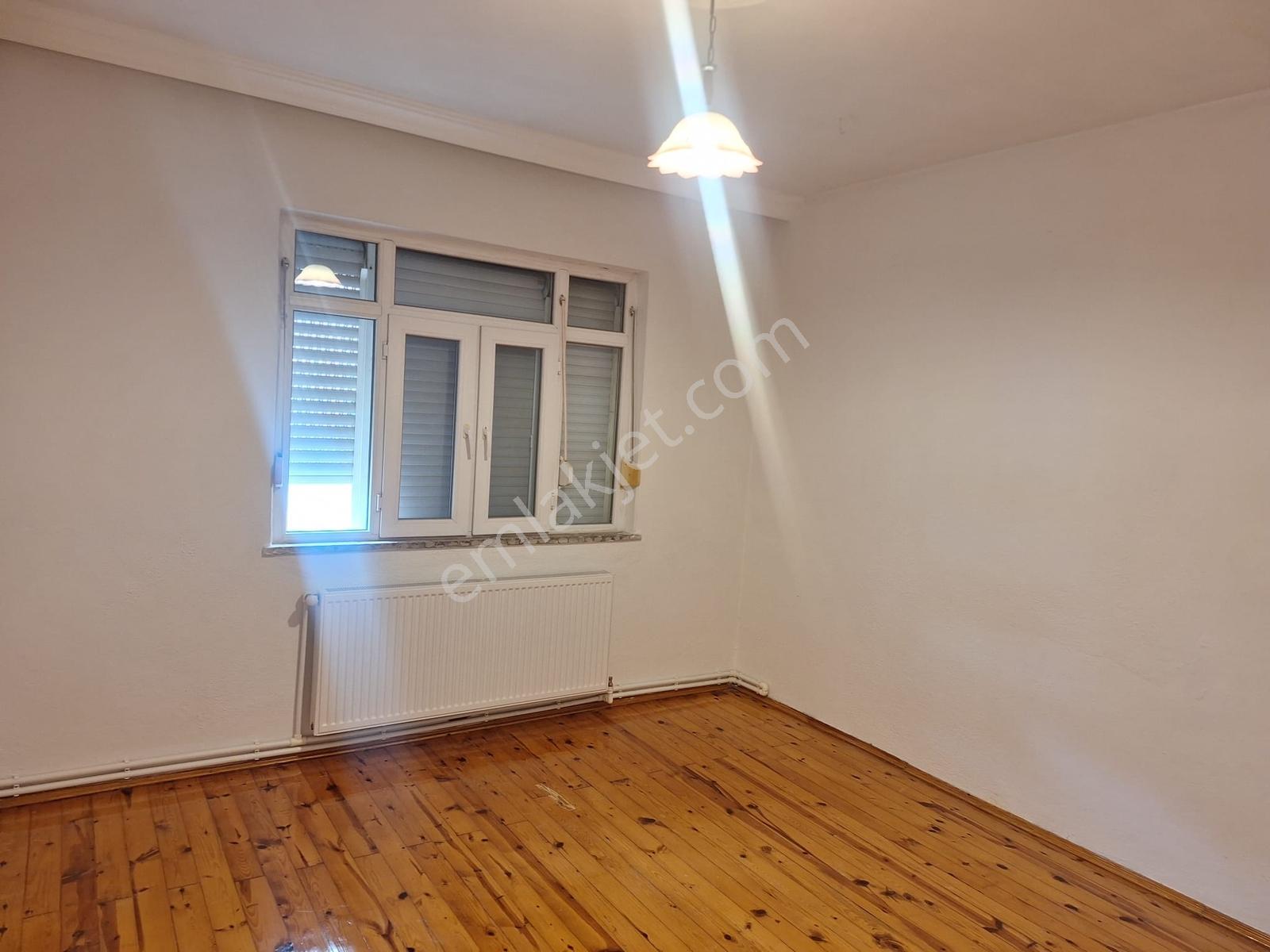 Usta Gayrimenkul'den Merkezi Konumda Kiralık D.gazlı 3+1 Daire - Görsel 7