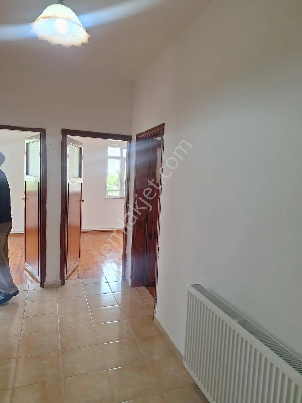 Usta Gayrimenkul'den Merkezi Konumda Kiralık D.gazlı 3+1 Daire - Görsel 9