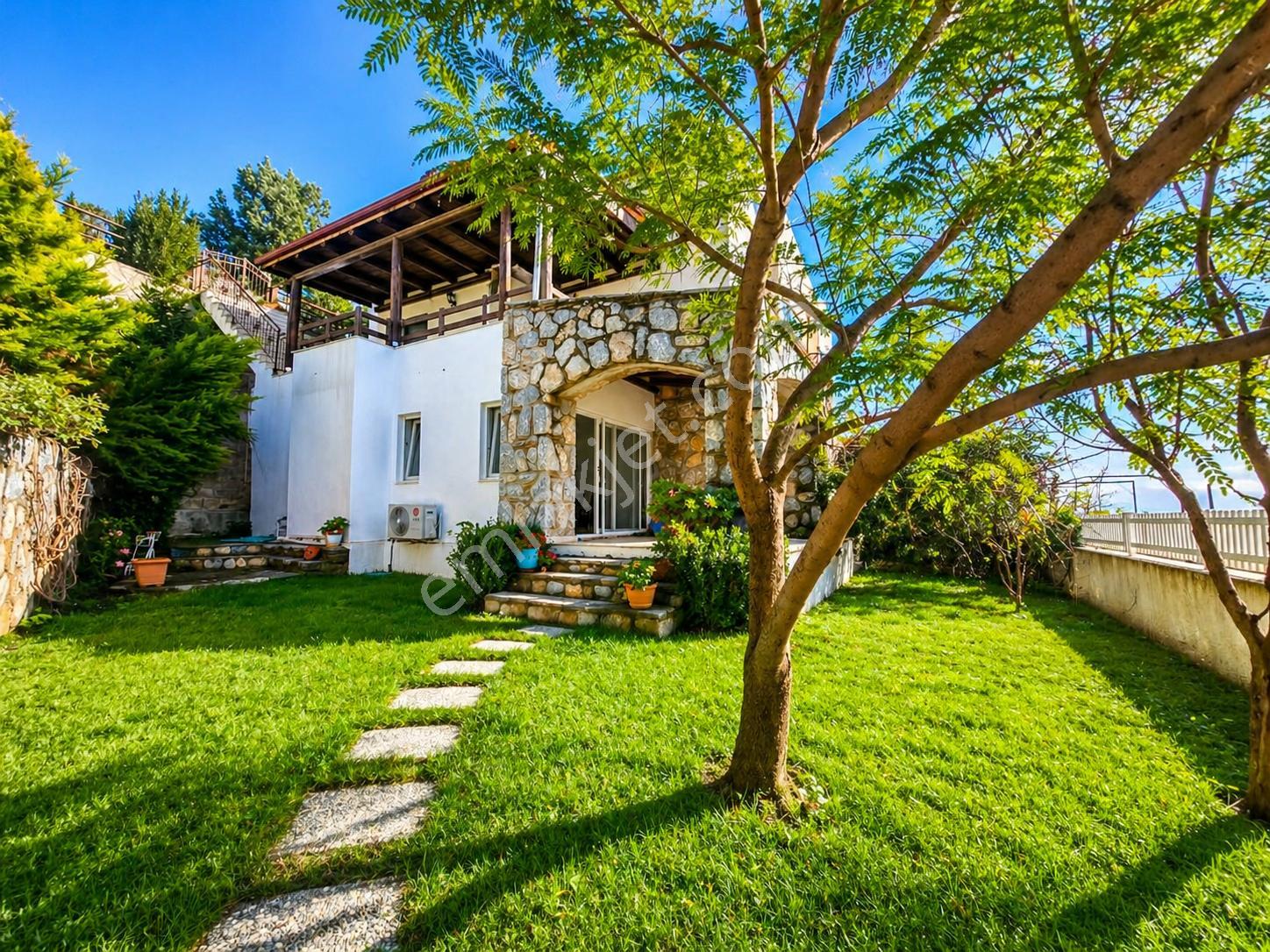 Muğla Bodrum Site İçinde Satılık Bahçe Katı - Görsel 2