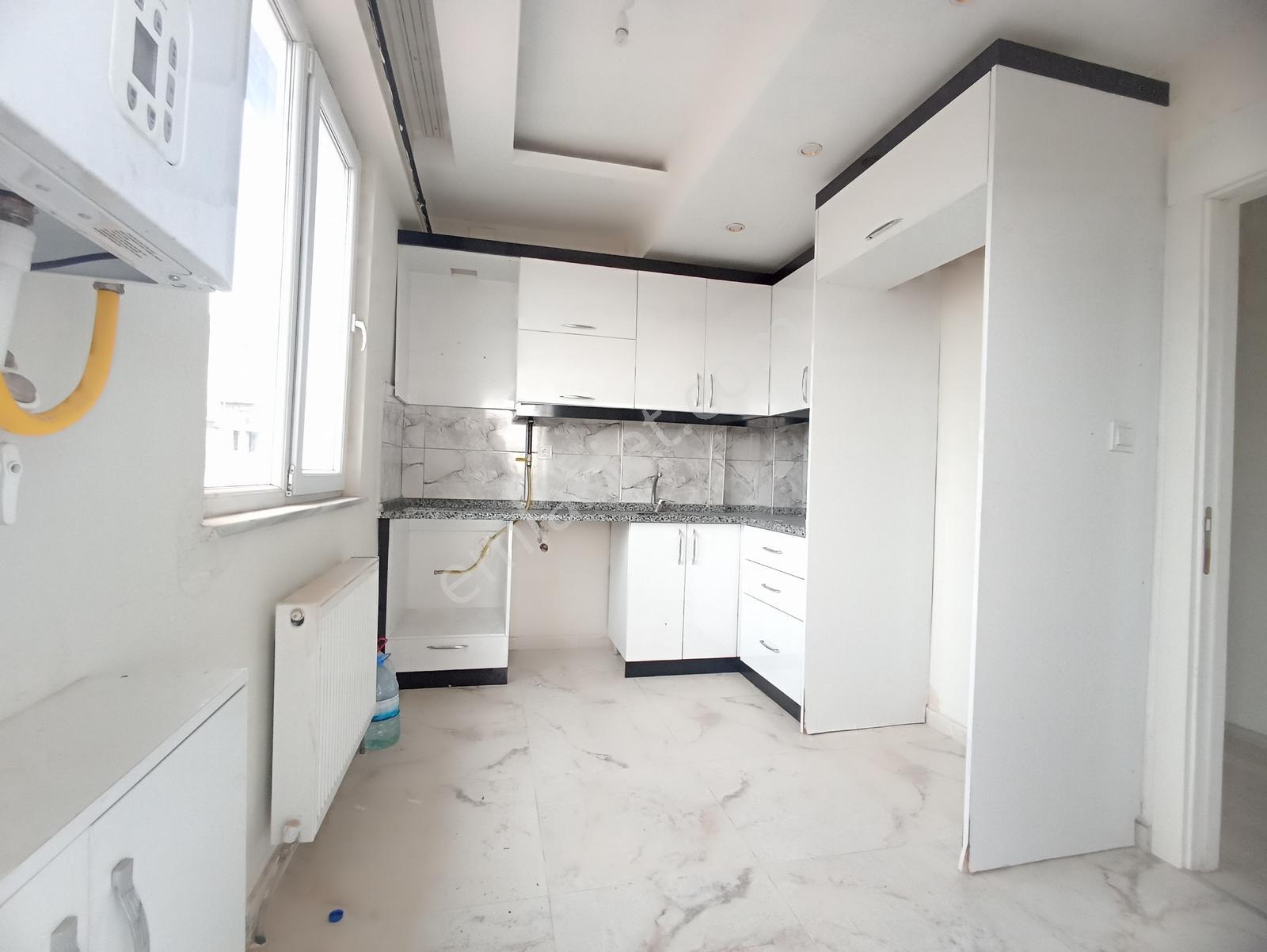 Farkmaraş Emlak Tan Aslanbey Mah. Kiralık 2+1 Geniş Daire - Görsel 20
