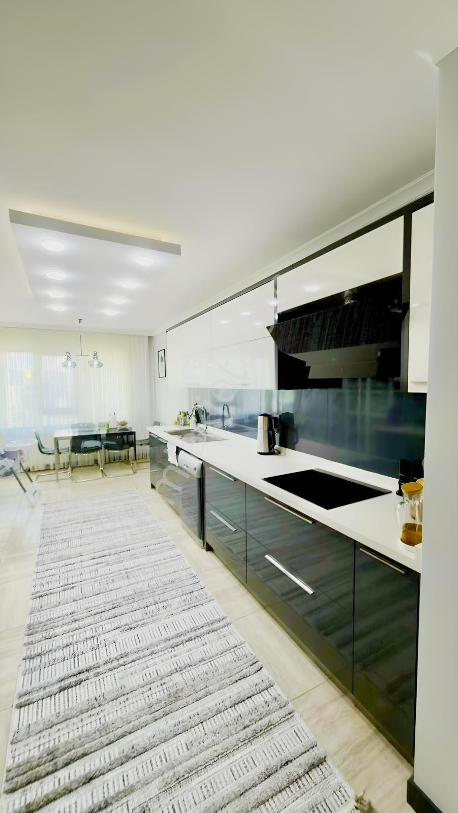 Ovacık Gümüş Şehir'de Ön Cephe Üst Kat Lüx Yapılı 4+1 Daire - Görsel 23