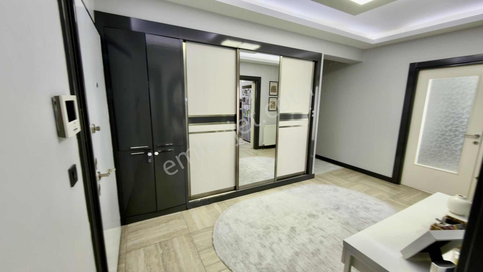 Ovacık Gümüş Şehir'de Ön Cephe Üst Kat Lüx Yapılı 4+1 Daire - Görsel 29