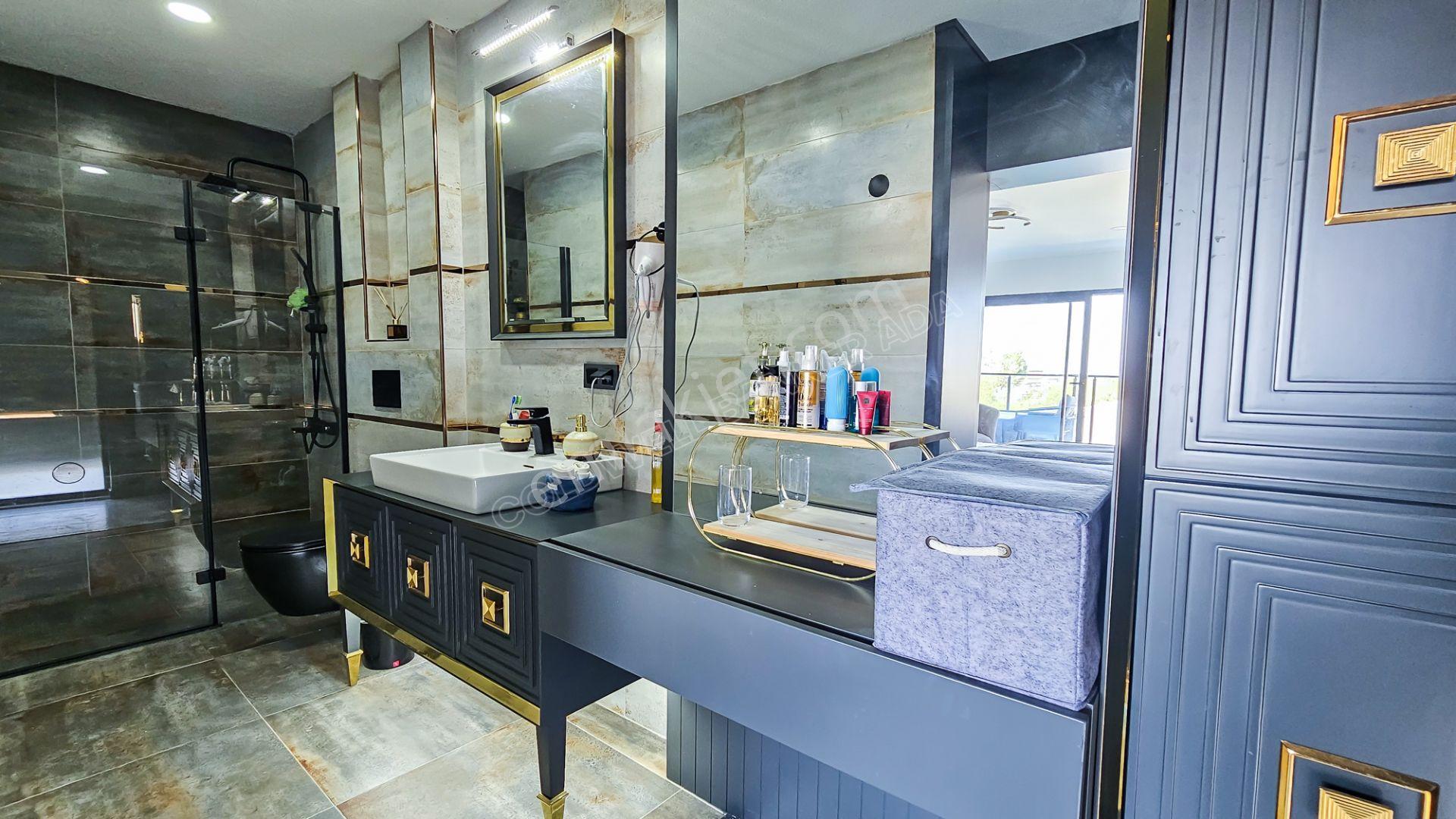 Kuşadası Deniz Manzaralı Ultra Lüks Satılık 5+2 Villa - Görsel 17