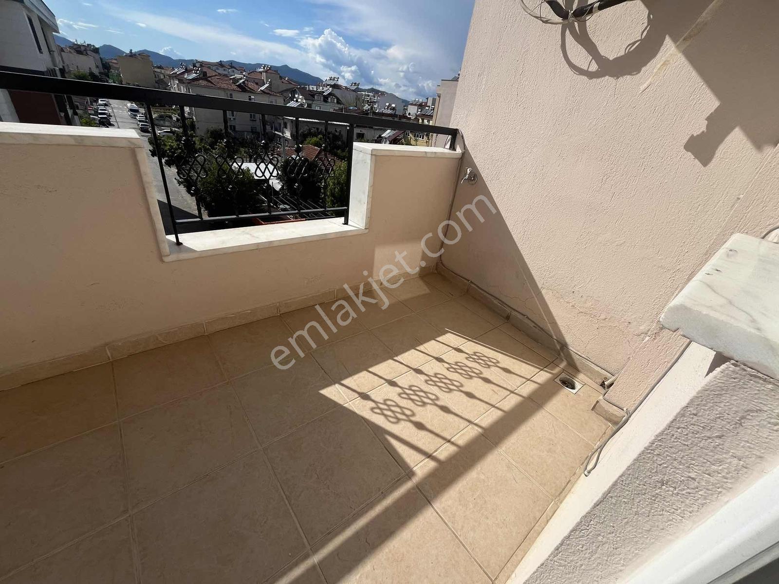 Dalaman Merkezde Kapalı Mutfak Kiralık 3+1 Daire - Görsel 5