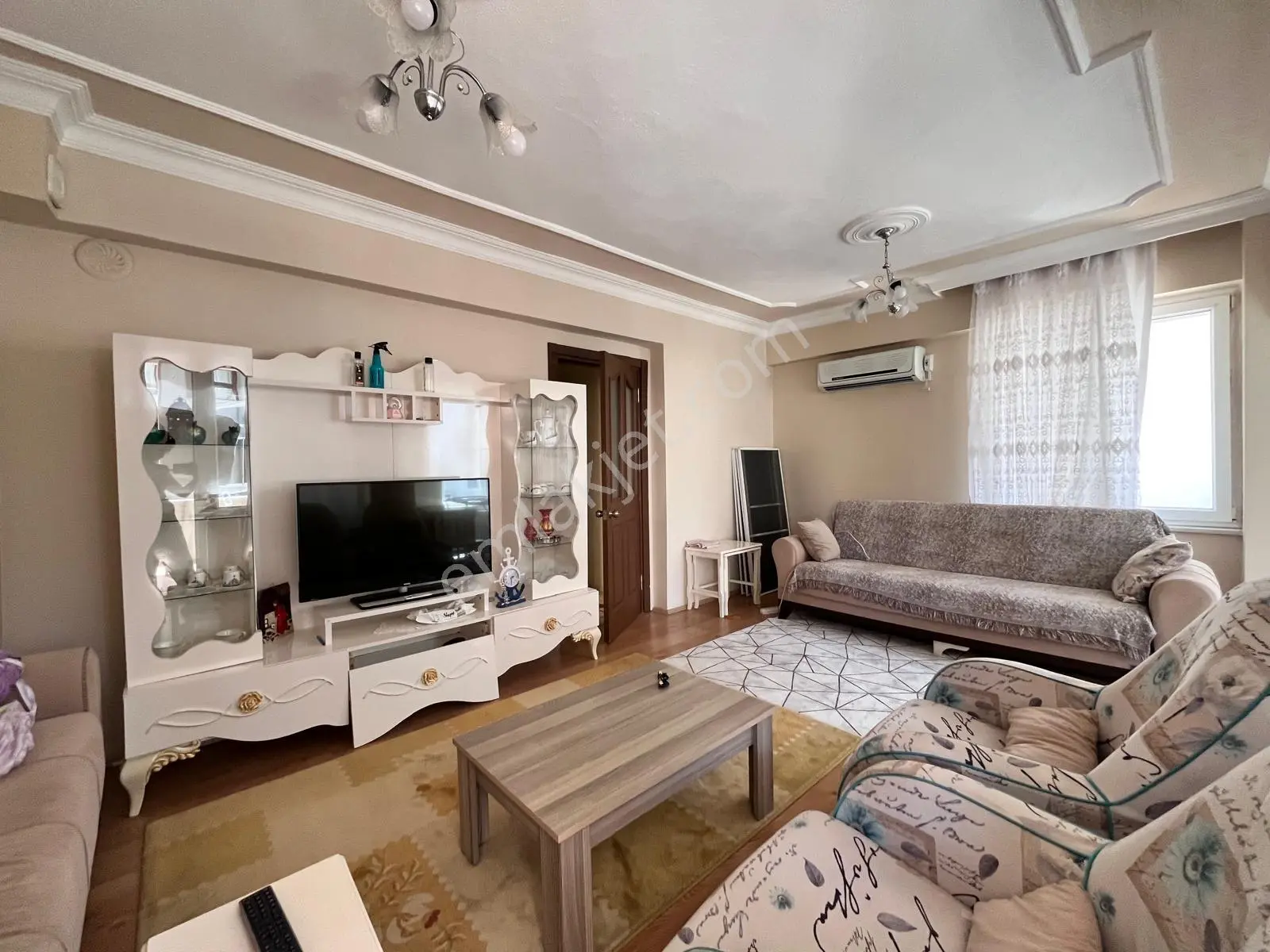 Tek Yetkili Kavuşturan'dan Akçay Merkez'de Masrafsız 3+1 Daire - Görsel 32