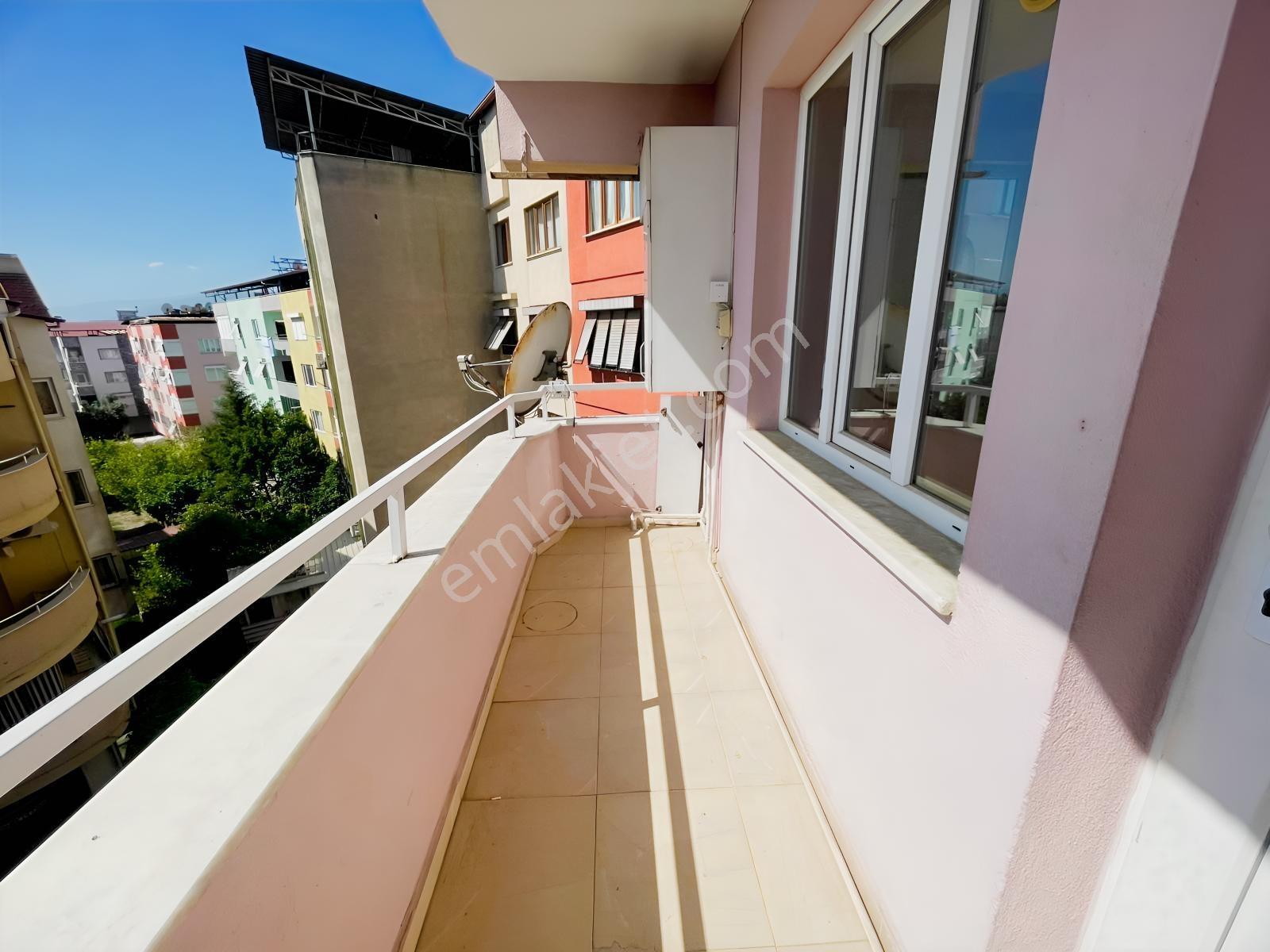 Nazilli Yeni Mah.ordu Cad. Doğal Gazlı 3+1 Kiralık Daire - Görsel 8