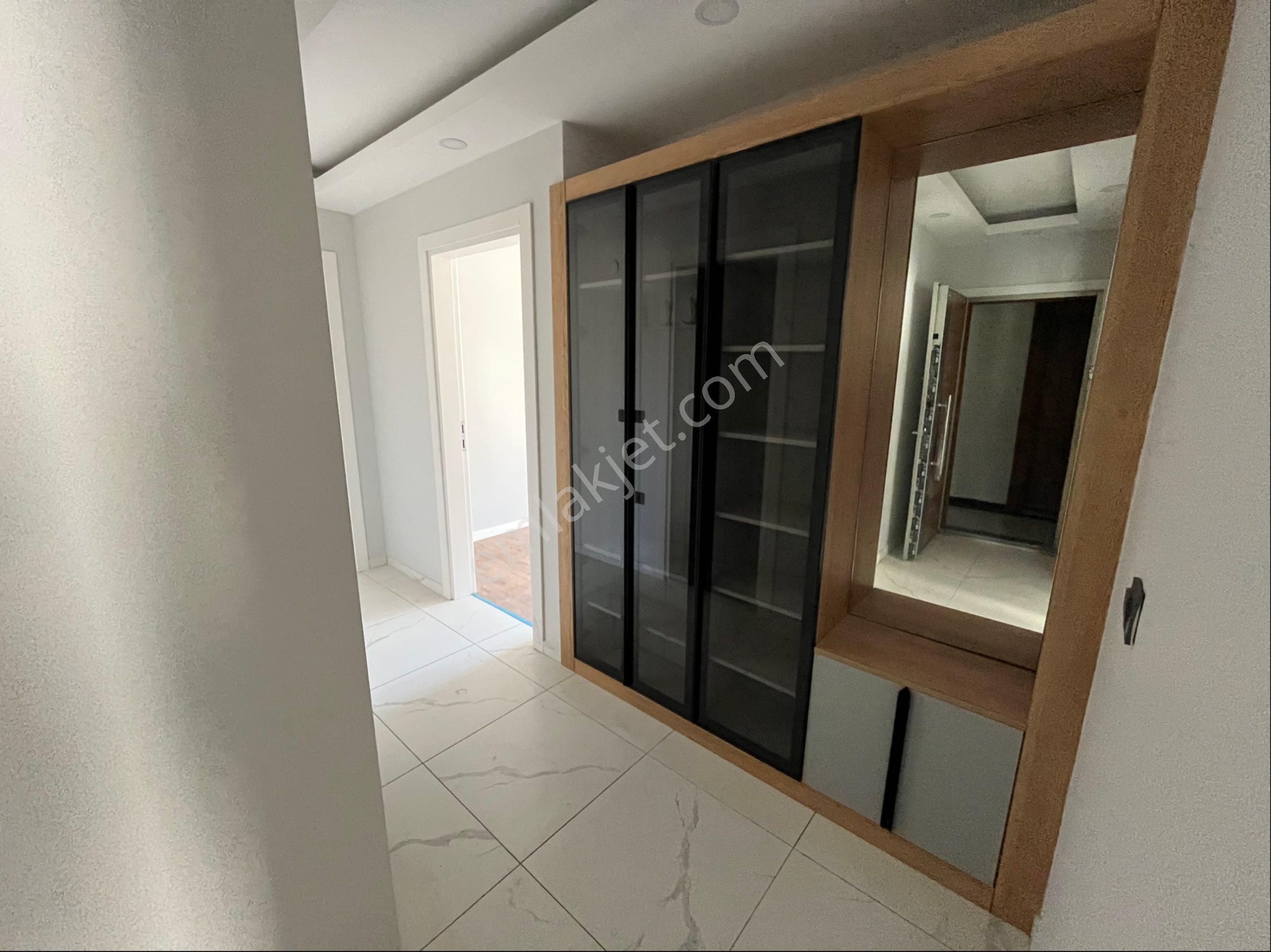 Kuşadasında Sıfır Havuzlu Kapalı Otoparklı 2 Artı 1 Kiralık Daire - Görsel 25