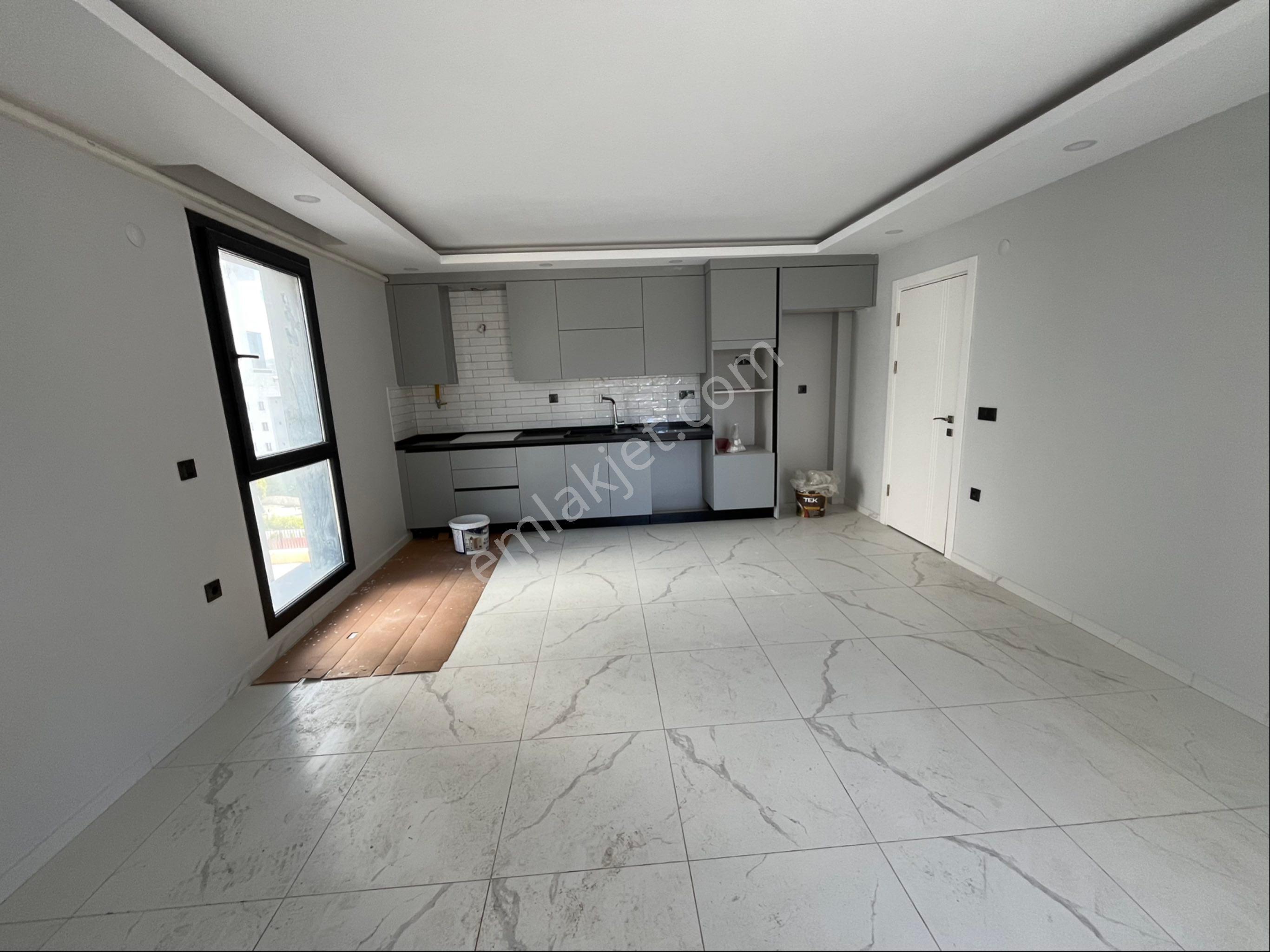 Kuşadasında Sıfır Havuzlu Kapalı Otoparklı 2 Artı 1 Kiralık Daire - Görsel 33