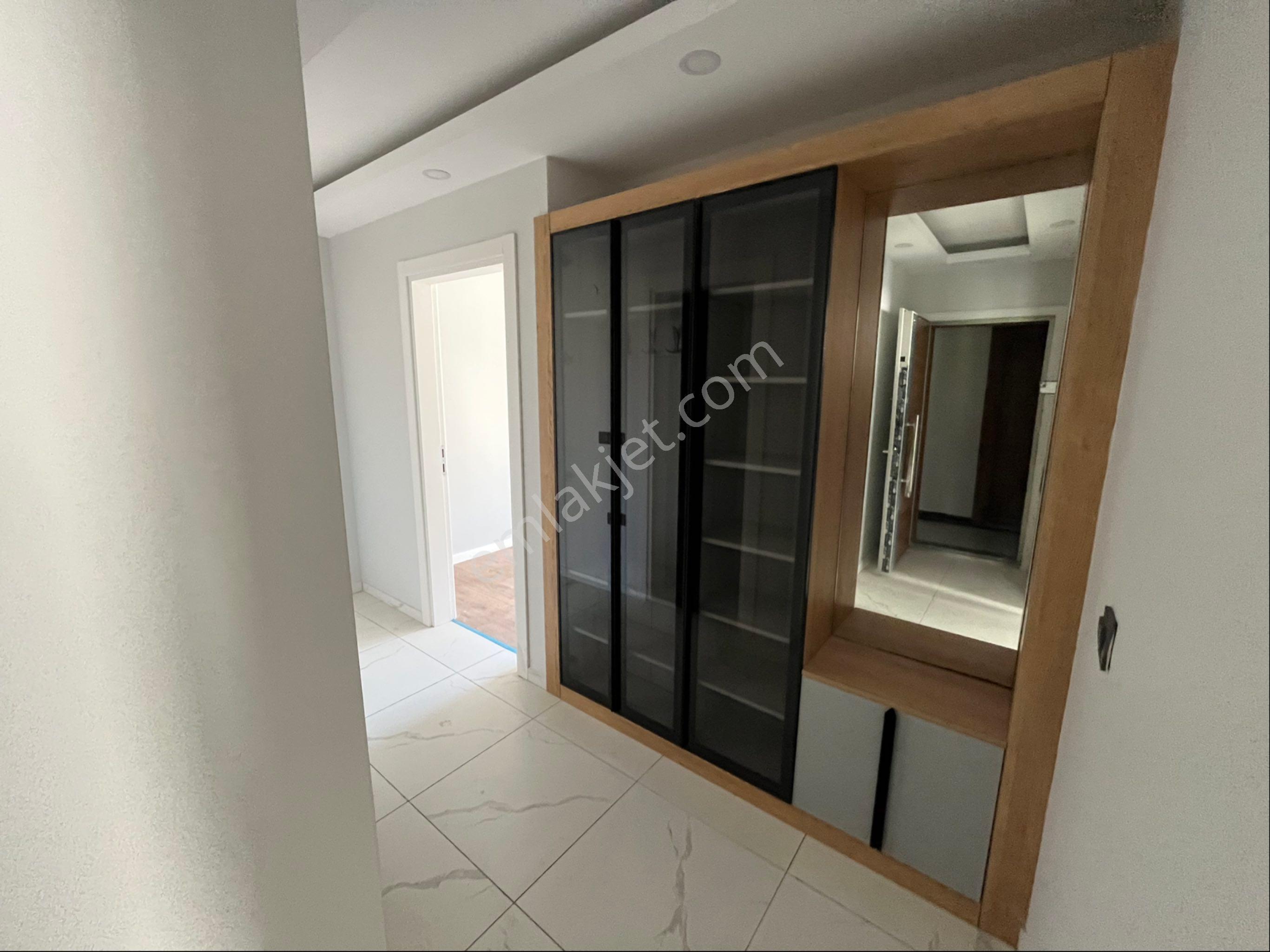 Kuşadasında Sıfır Havuzlu Kapalı Otoparklı 2 Artı 1 Kiralık Daire - Görsel 10