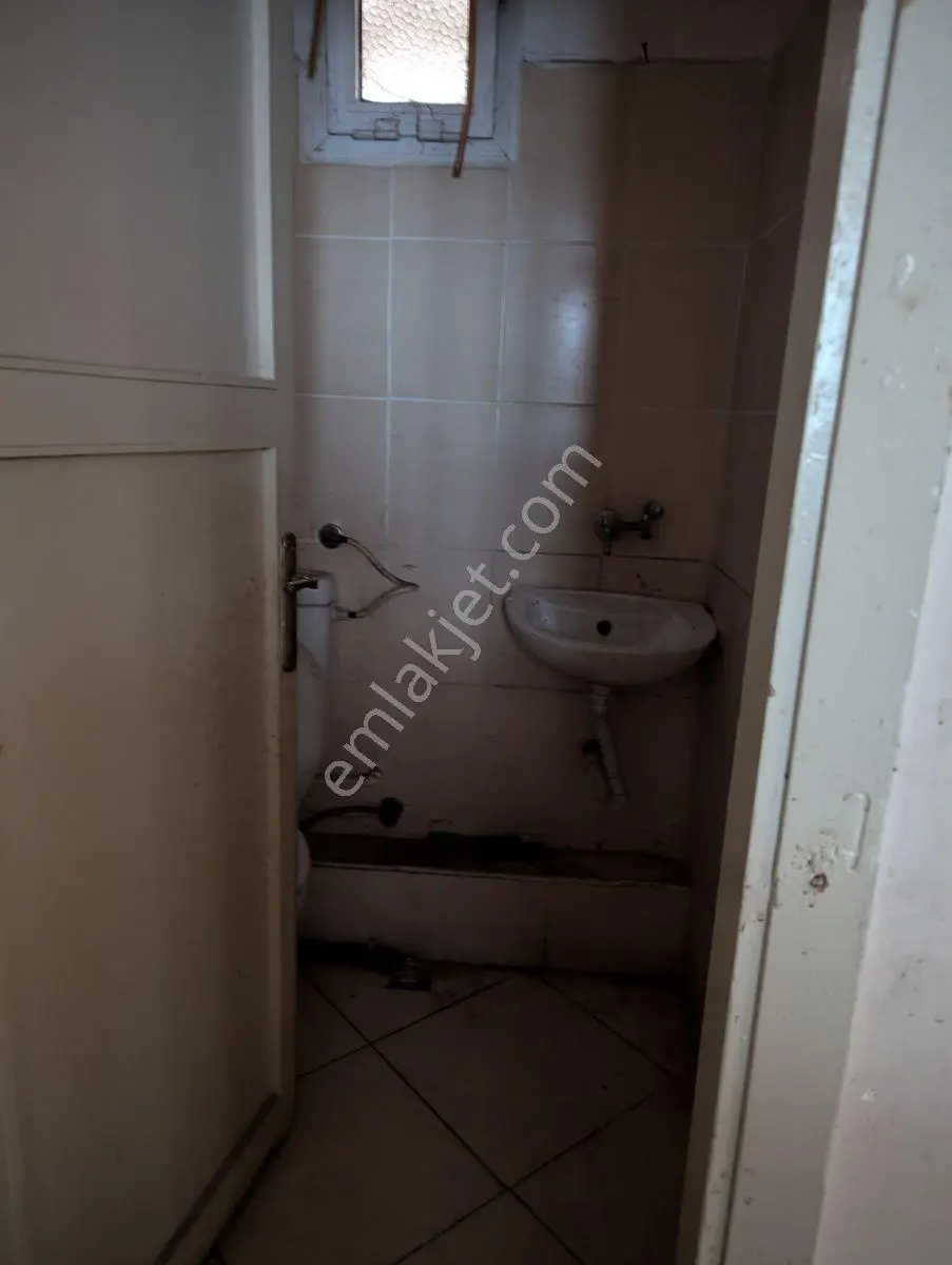 Kocamustafapaşa Vidin Caddesinde Kiralık Dükkan - Görsel 2