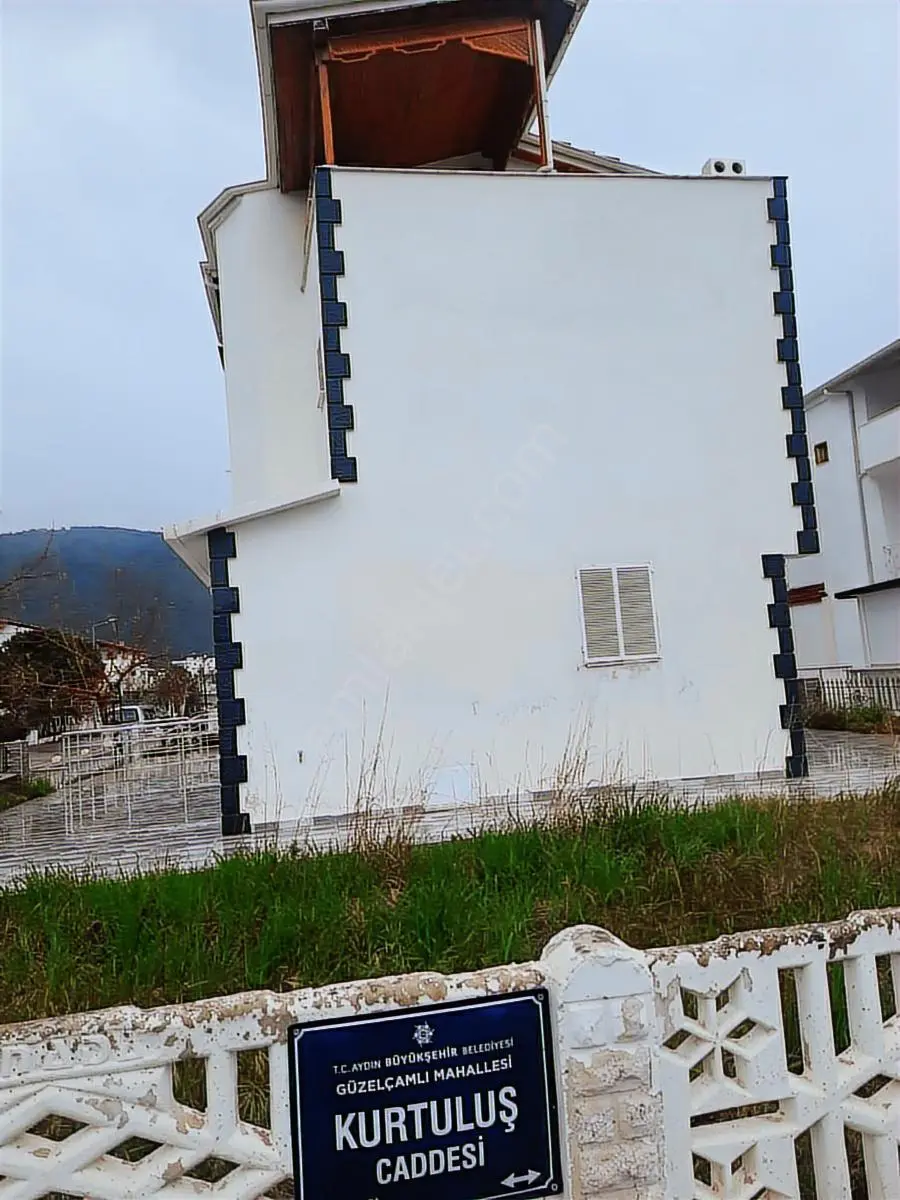 Denize 585 M Güzelçamlı Tire Kalamaki Sitesinde Köşe Villa - Görsel 6