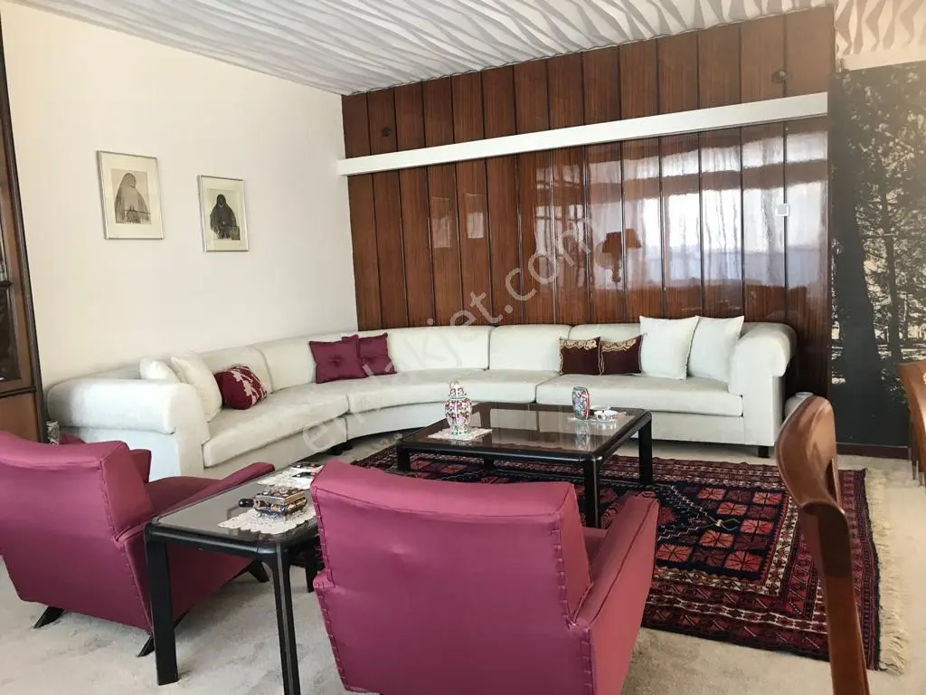Mithat Paşa Caddesi Köprüde Muhteşem Yalı Dairesi İçi Yapılı Lüx Son Kat Teraslı