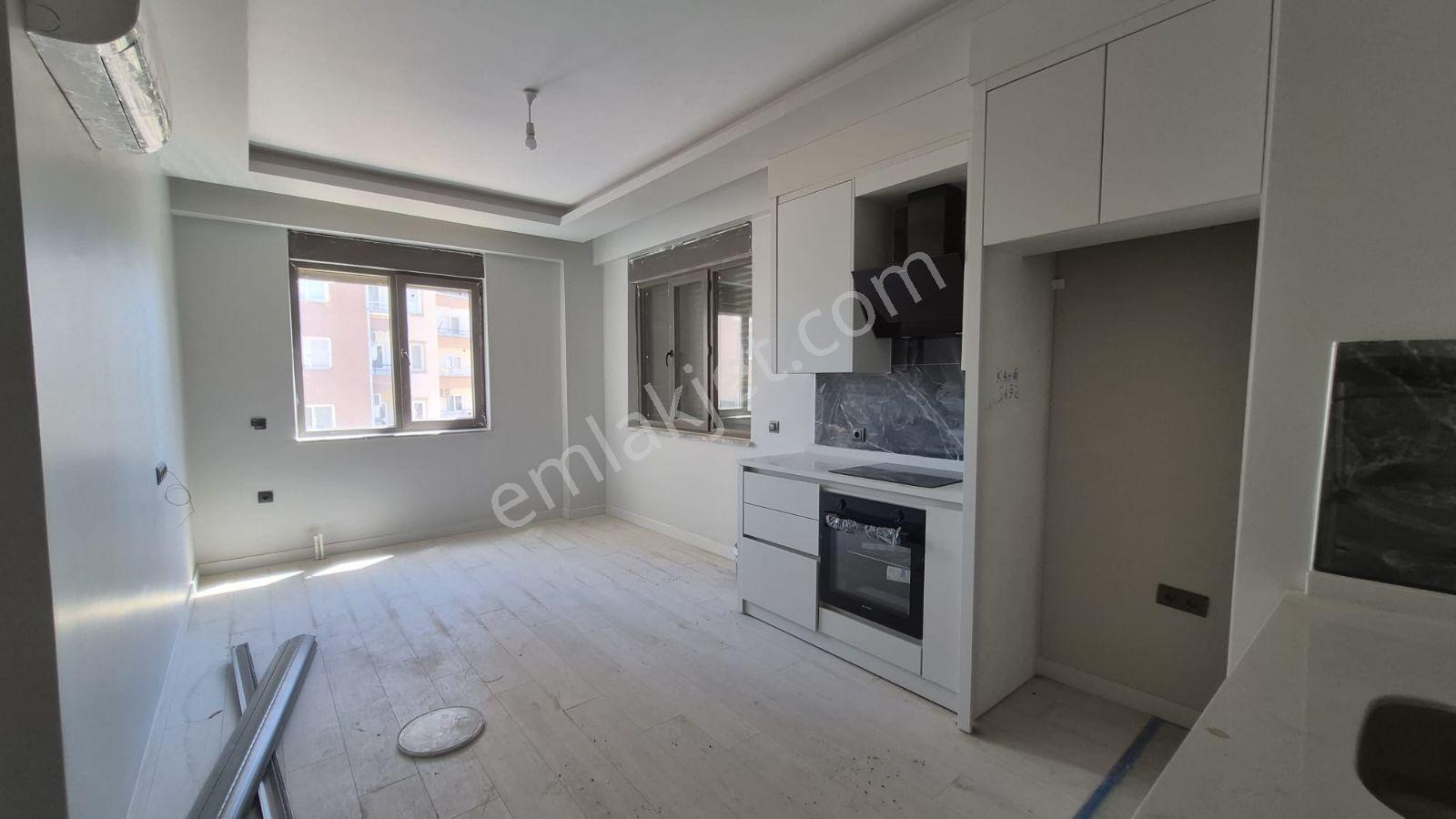Altıntaş 40lık Yol 2. Parselde Site İçinde Havuzlu 1+1 Satılık - Görsel 15