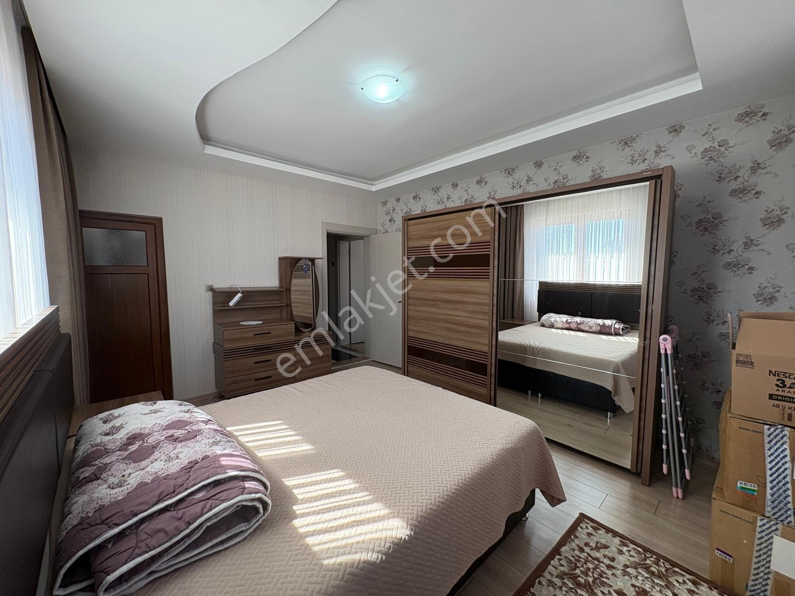 Stadyum'a Yürüme Mesafesinde, Temiz, Bakımlı Villa Tipi Triblex! - Görsel 13