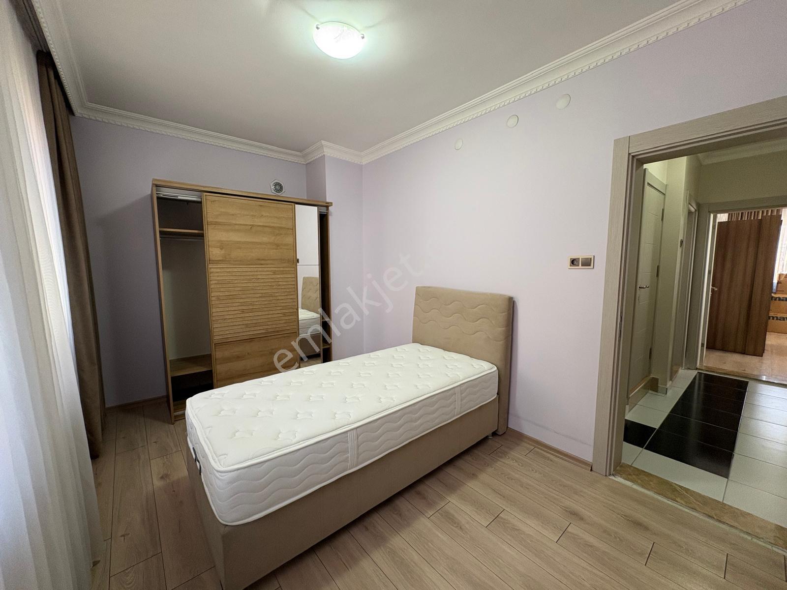 Stadyum'a Yürüme Mesafesinde, Temiz, Bakımlı Villa Tipi Triblex! - Görsel 14