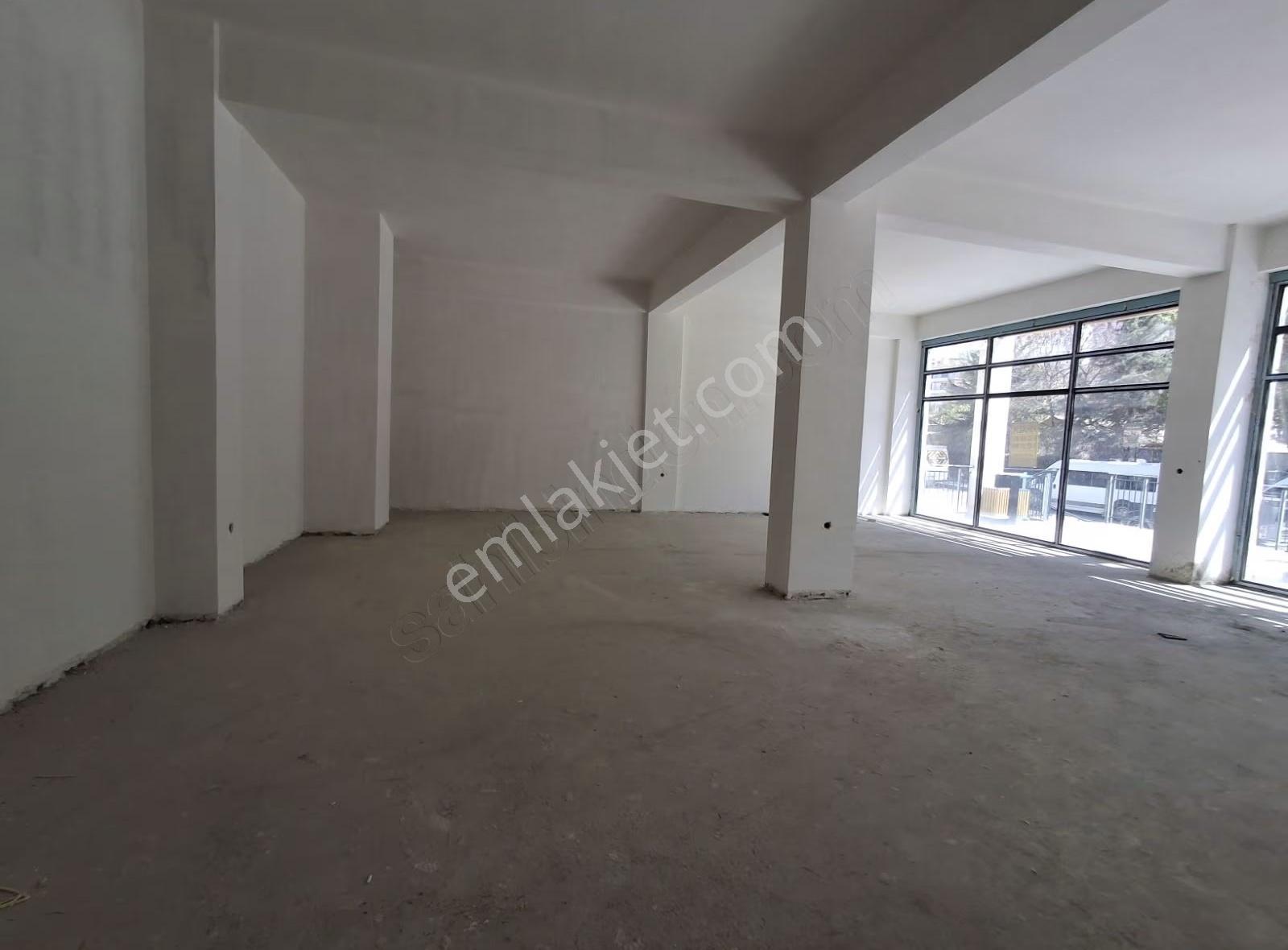 İkizler Gayrimenkul'den Çavuşoğlunda Kiralık 3 Katlı Dükkan - Görsel 20