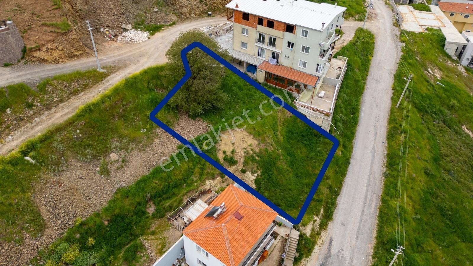 Foça Bağarasında Prestijli Konumda 30/60 İmarlı Özel Arsa - Görsel 6