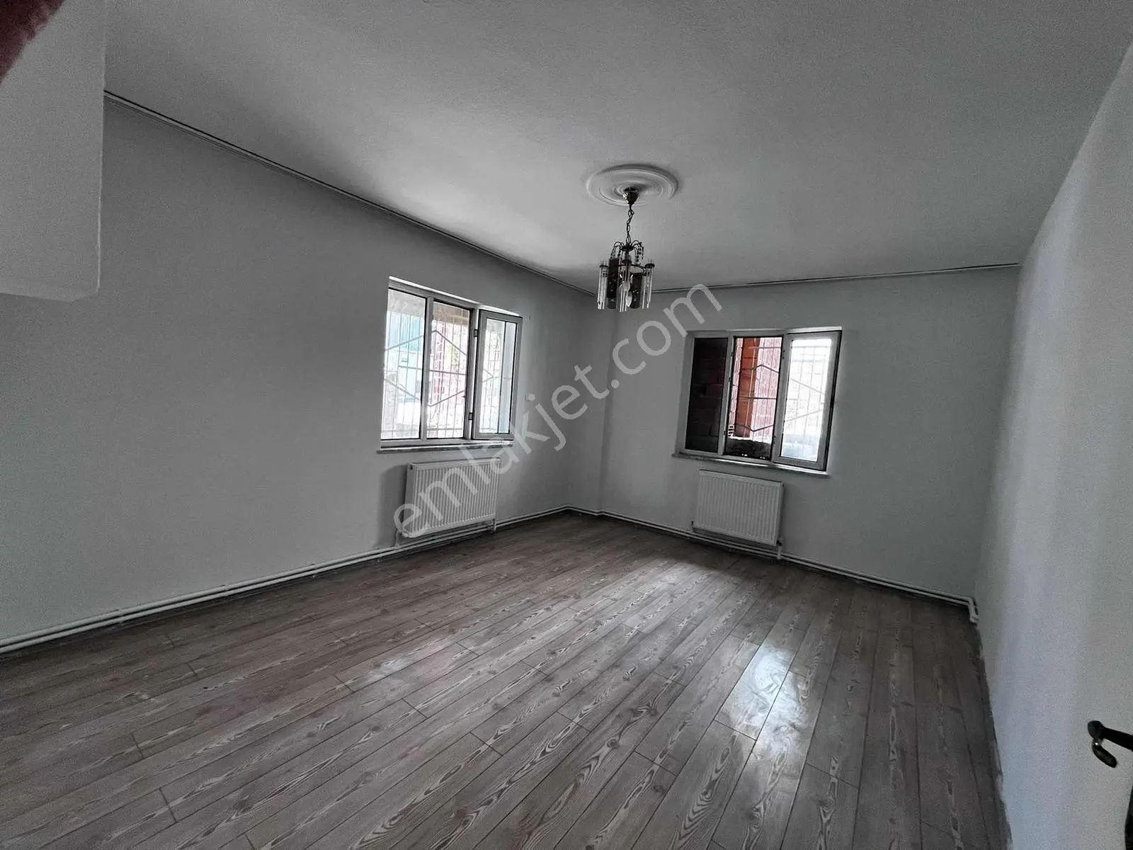 Balıkesir Karesi Kuvai Milliye Mahallesi Kiralık 3+1 Daire - Görsel 2