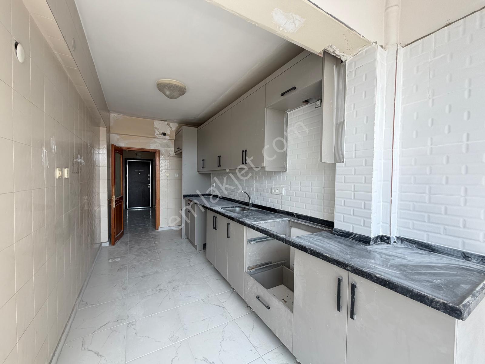 Arve'den İnönü Mah/de Deniz Manzaralı Geniş Temiz 3+1 Kiralık - Görsel 5