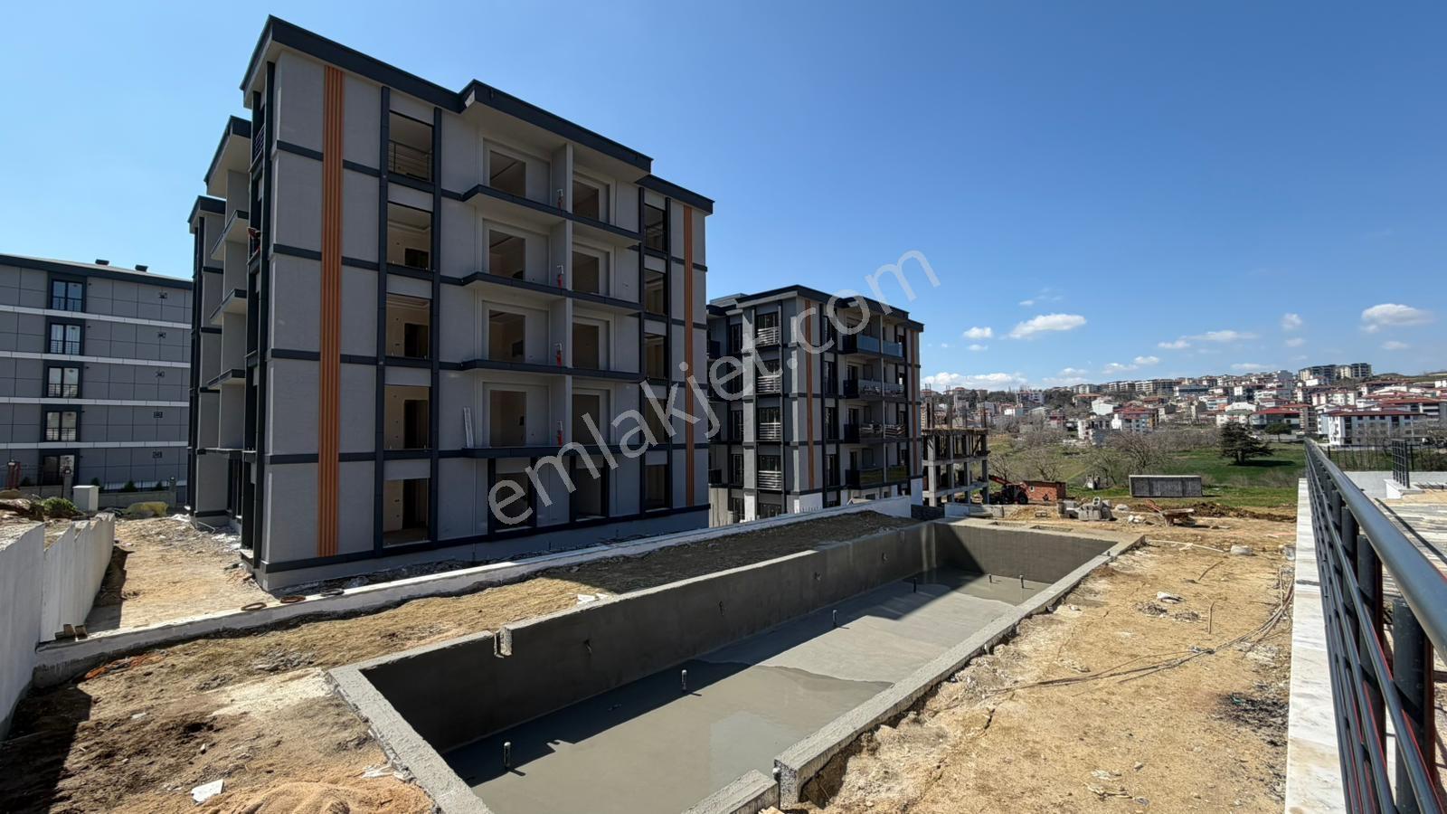 Tekirdağ Atatürk Mh Havuzlu Site İçersinde Satılık Lüx 2+1 Daire - Görsel 32