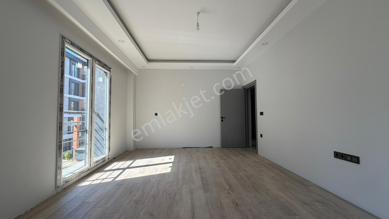Tekirdağ Atatürk Mh Havuzlu Site İçersinde Satılık Lüx 2+1 Daire - Görsel 6